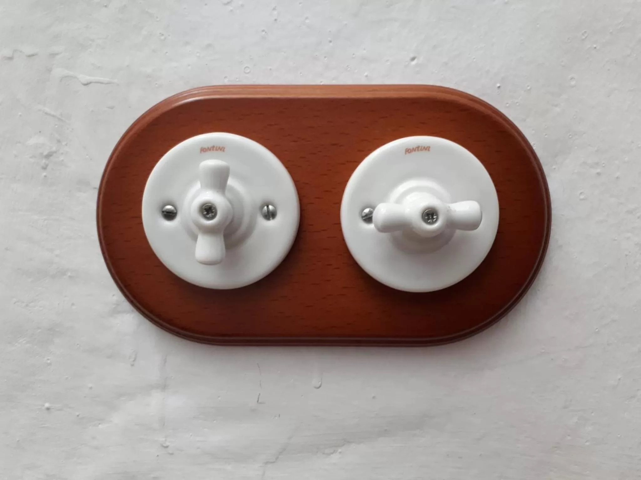 Decorative detail in La Posada Amena