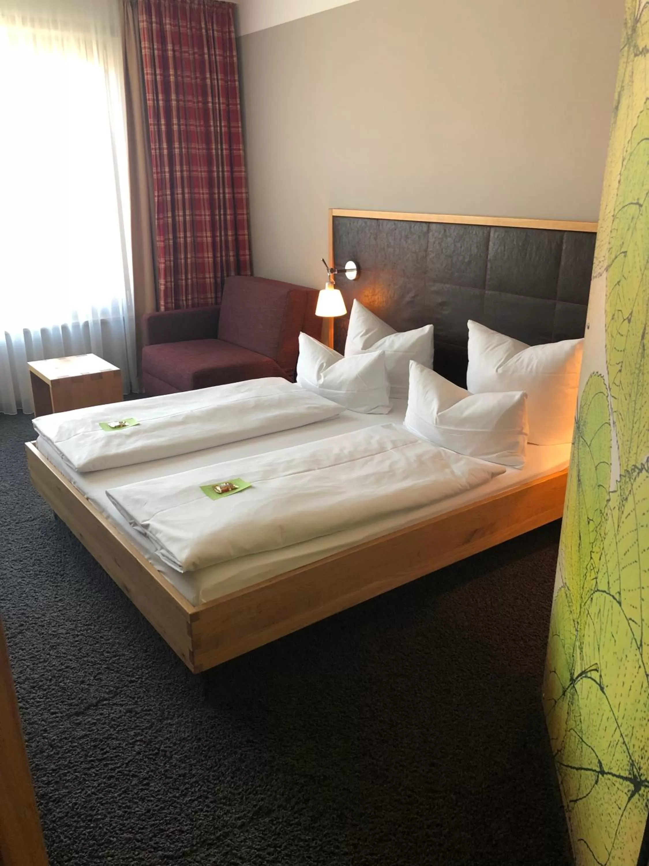 Bed in Hotel Linde