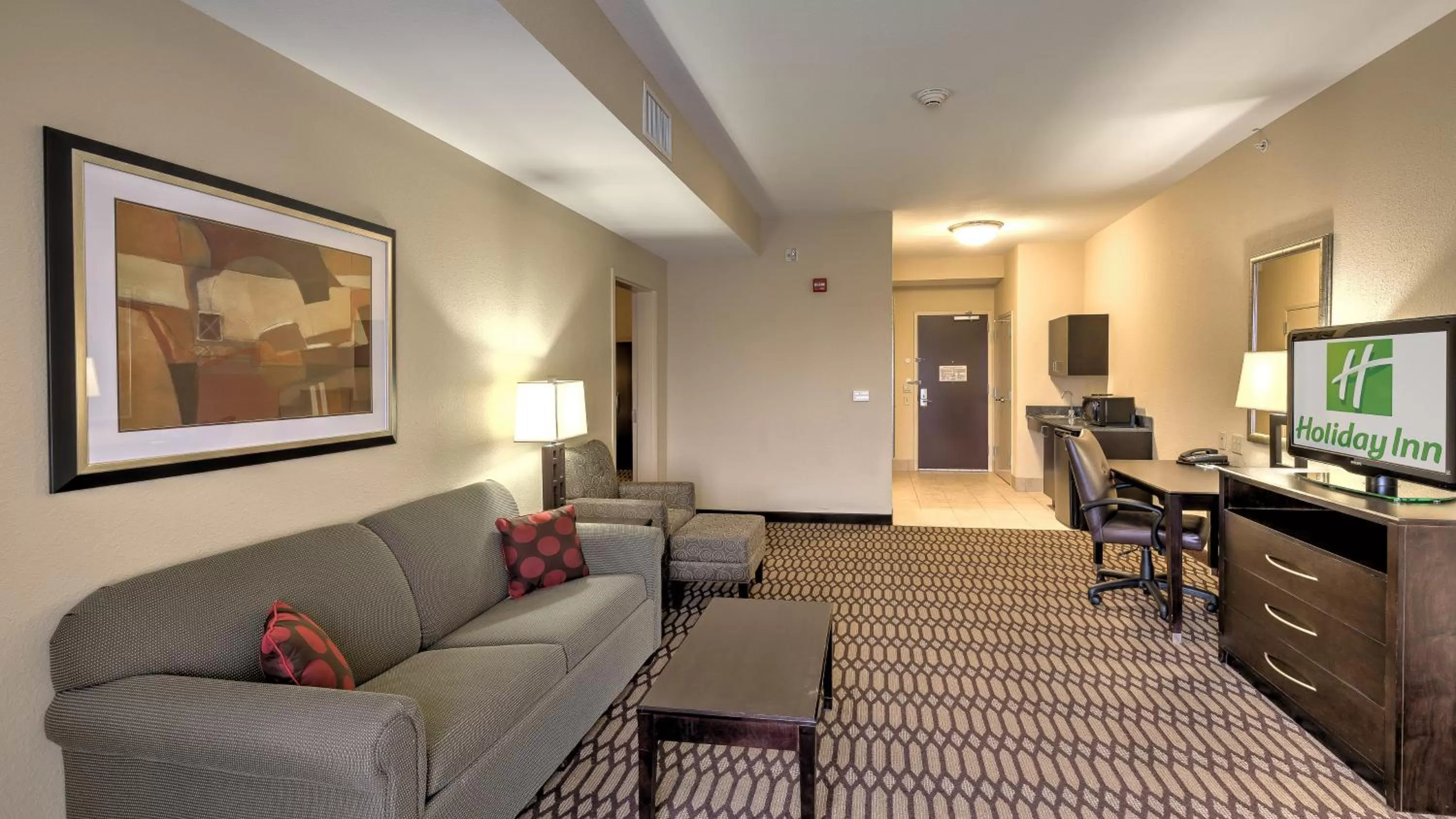 Photo of the whole room in Holiday Inn North Quail Springs by IHG