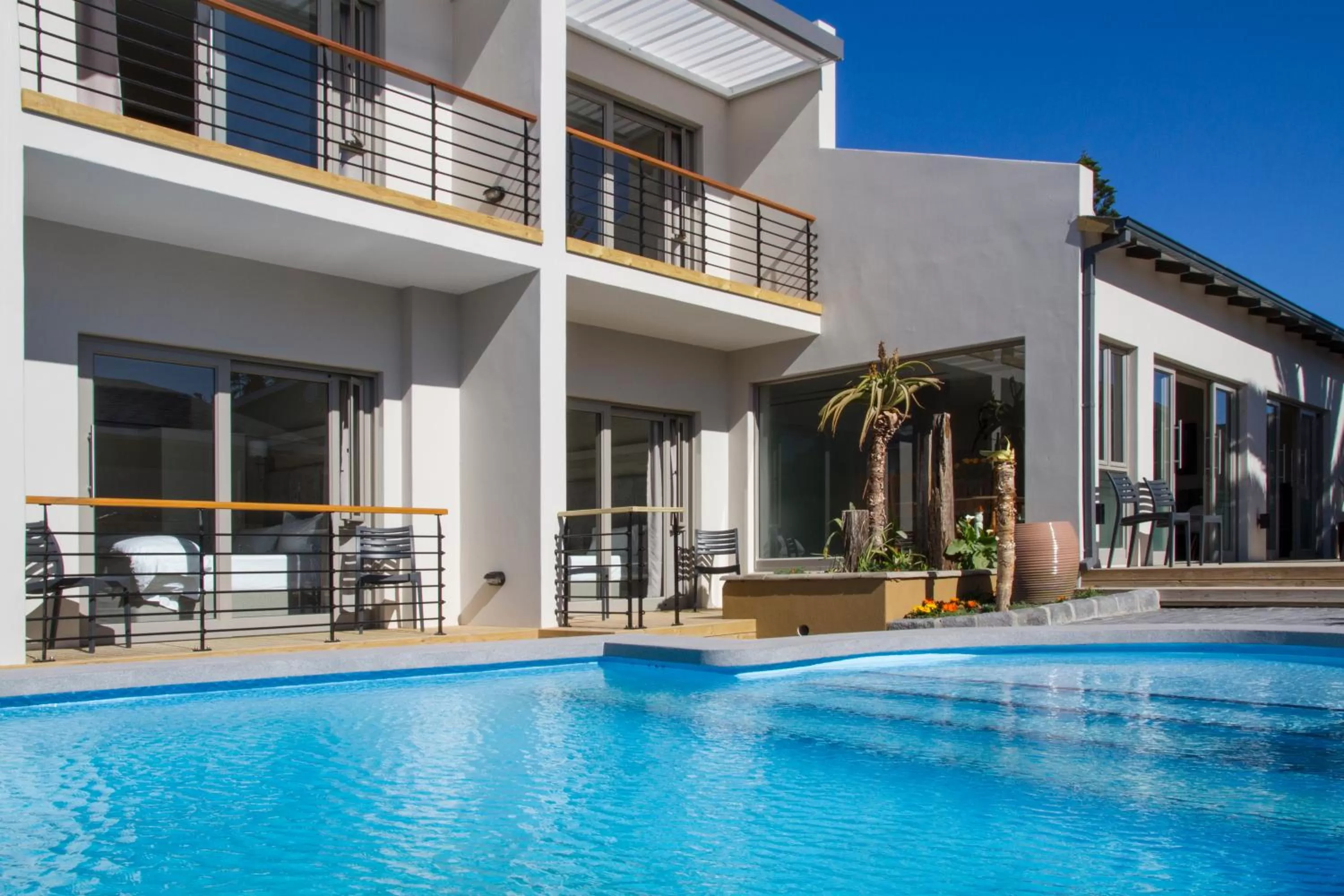 Area and facilities in Ocean Bay Guesthouse