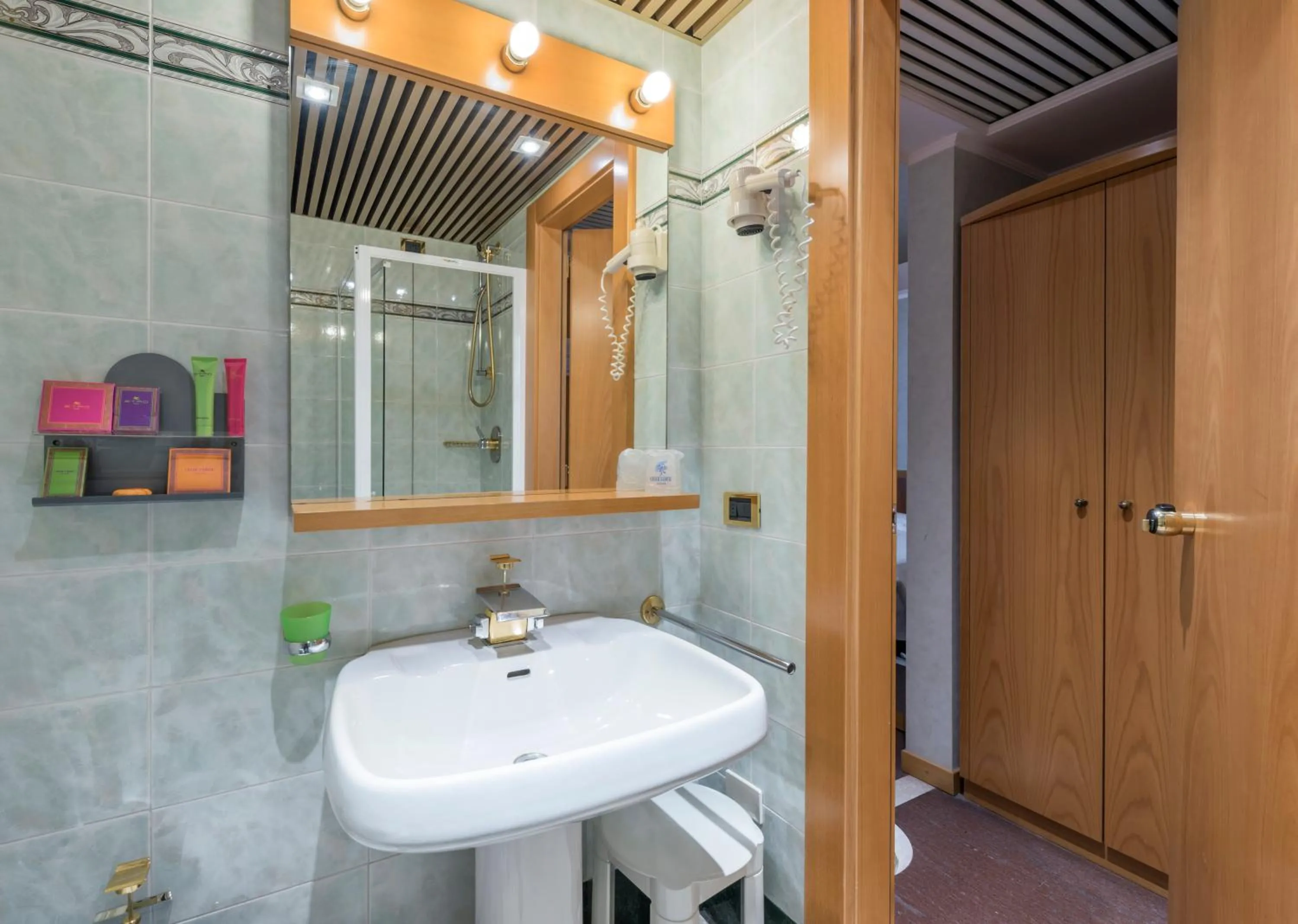 Bathroom in Caesar's Hotel