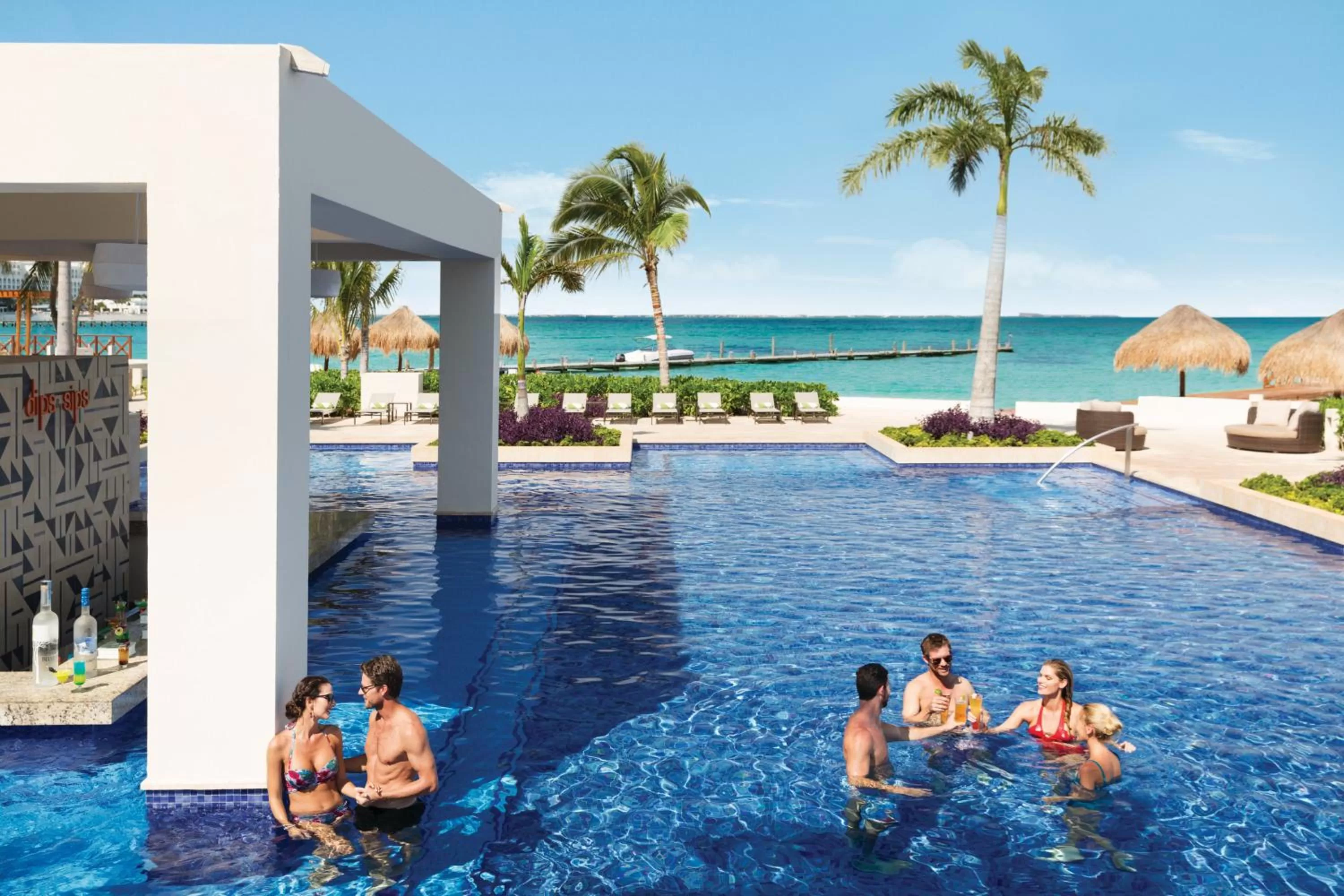 Lounge or bar in Hyatt Ziva Cancun All-Inclusive