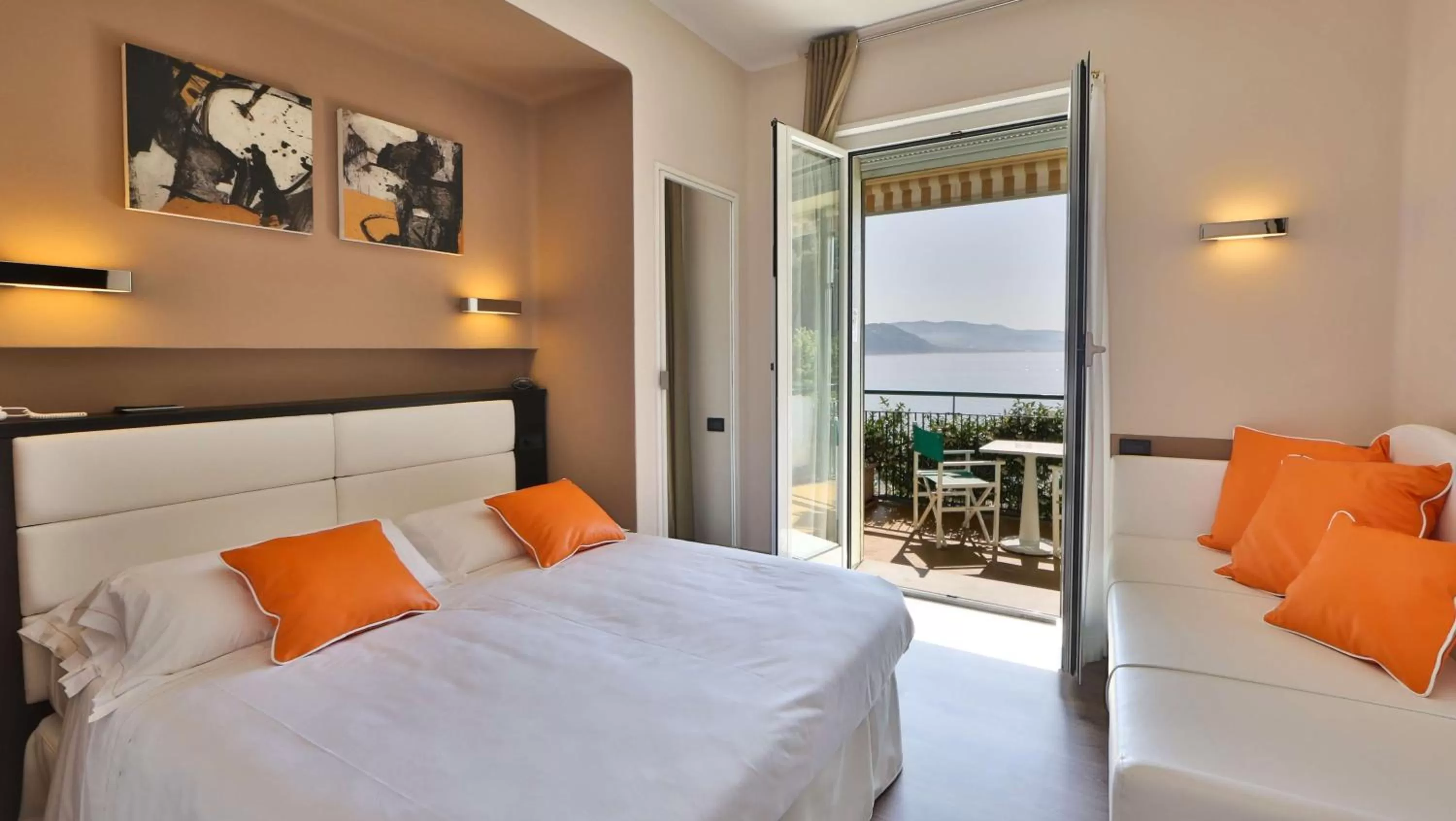 TV and multimedia, Bed in Best Western Regina Elena