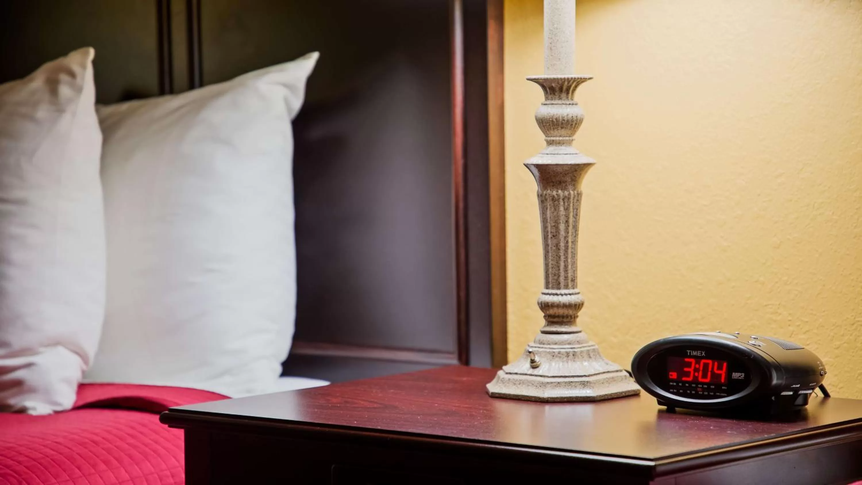 Photo of the whole room in Osage Creek Lodge