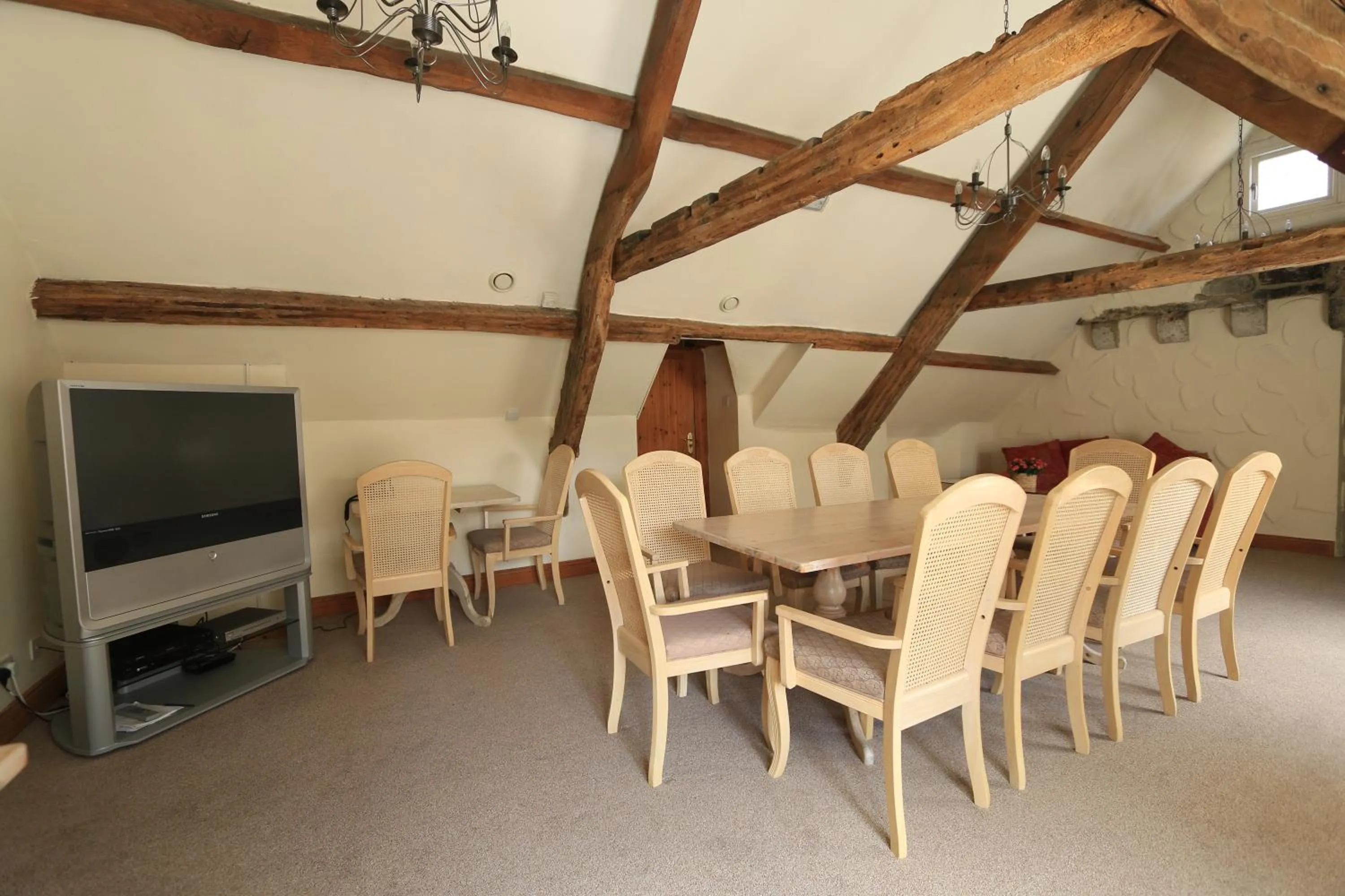 Dining area in Centre Of Britain Hotel