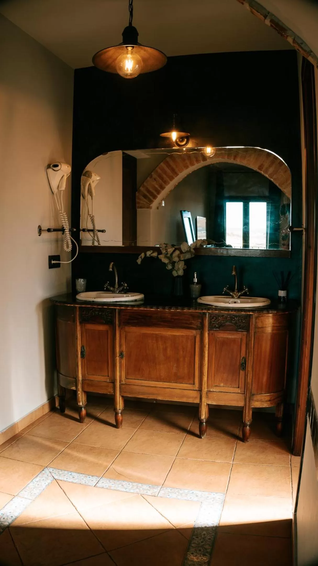 Bathroom in Hospedería Ballesteros