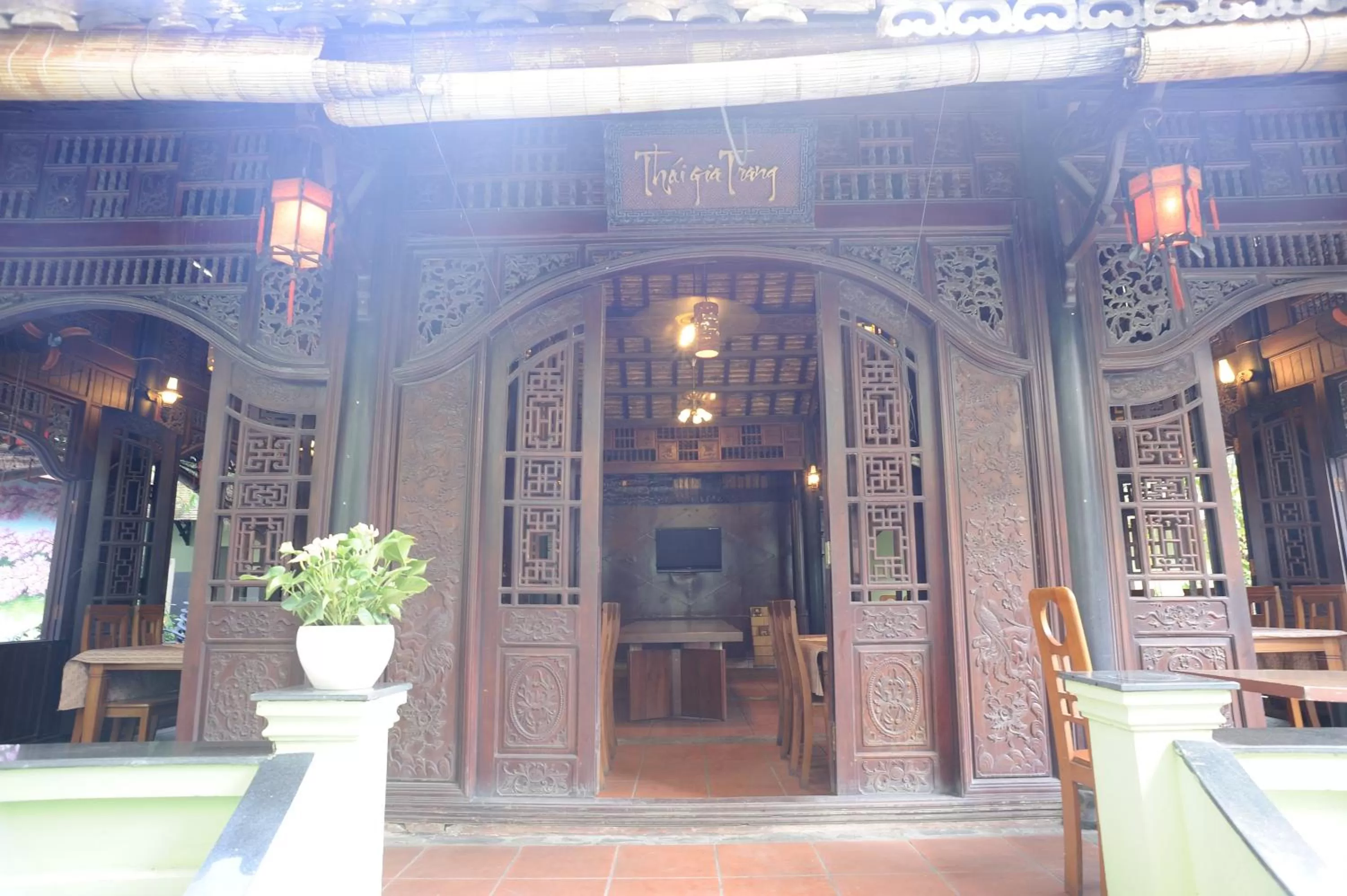 Property building in Hoang Yen Hotel