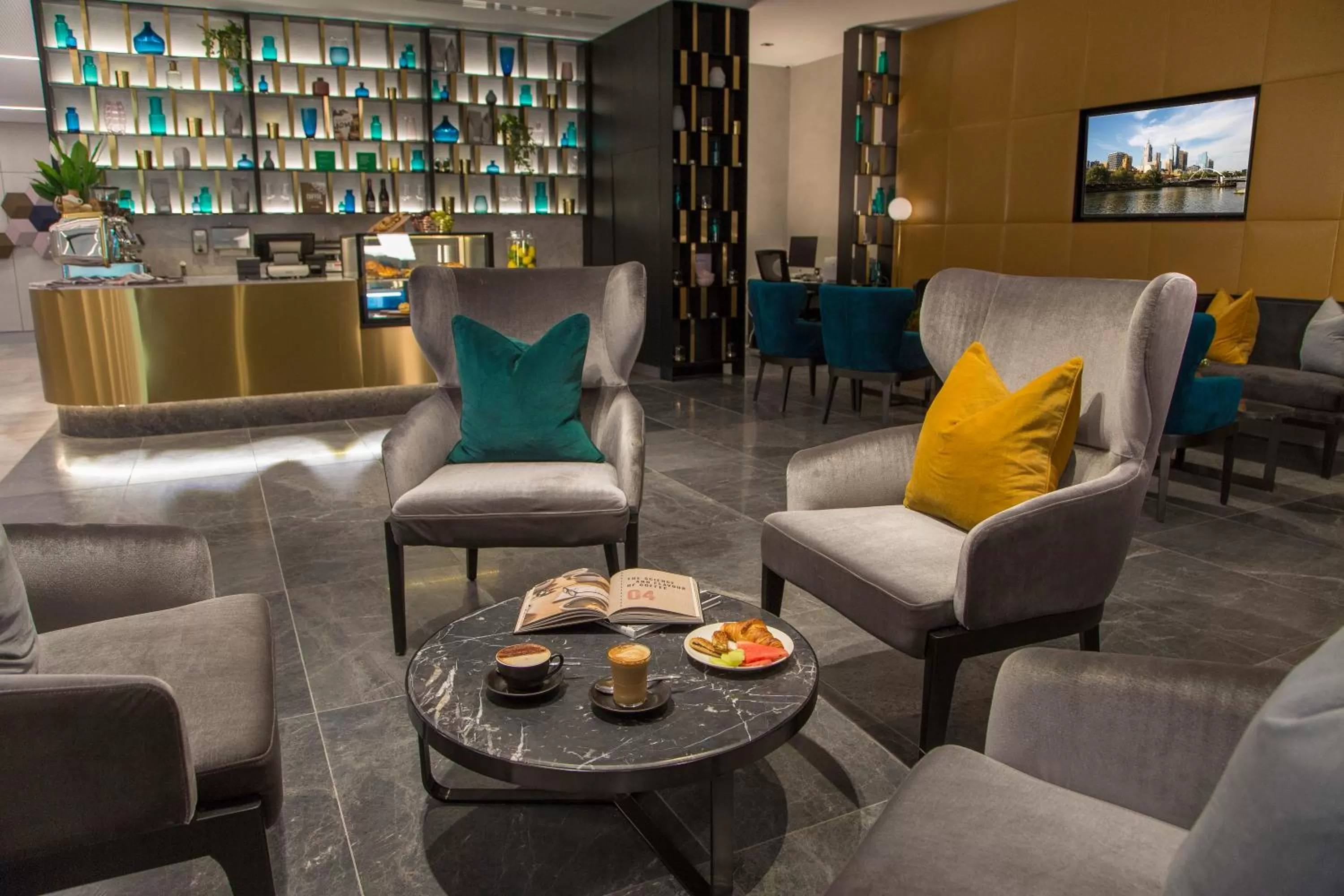 Restaurant/places to eat in Novotel Melbourne South Wharf