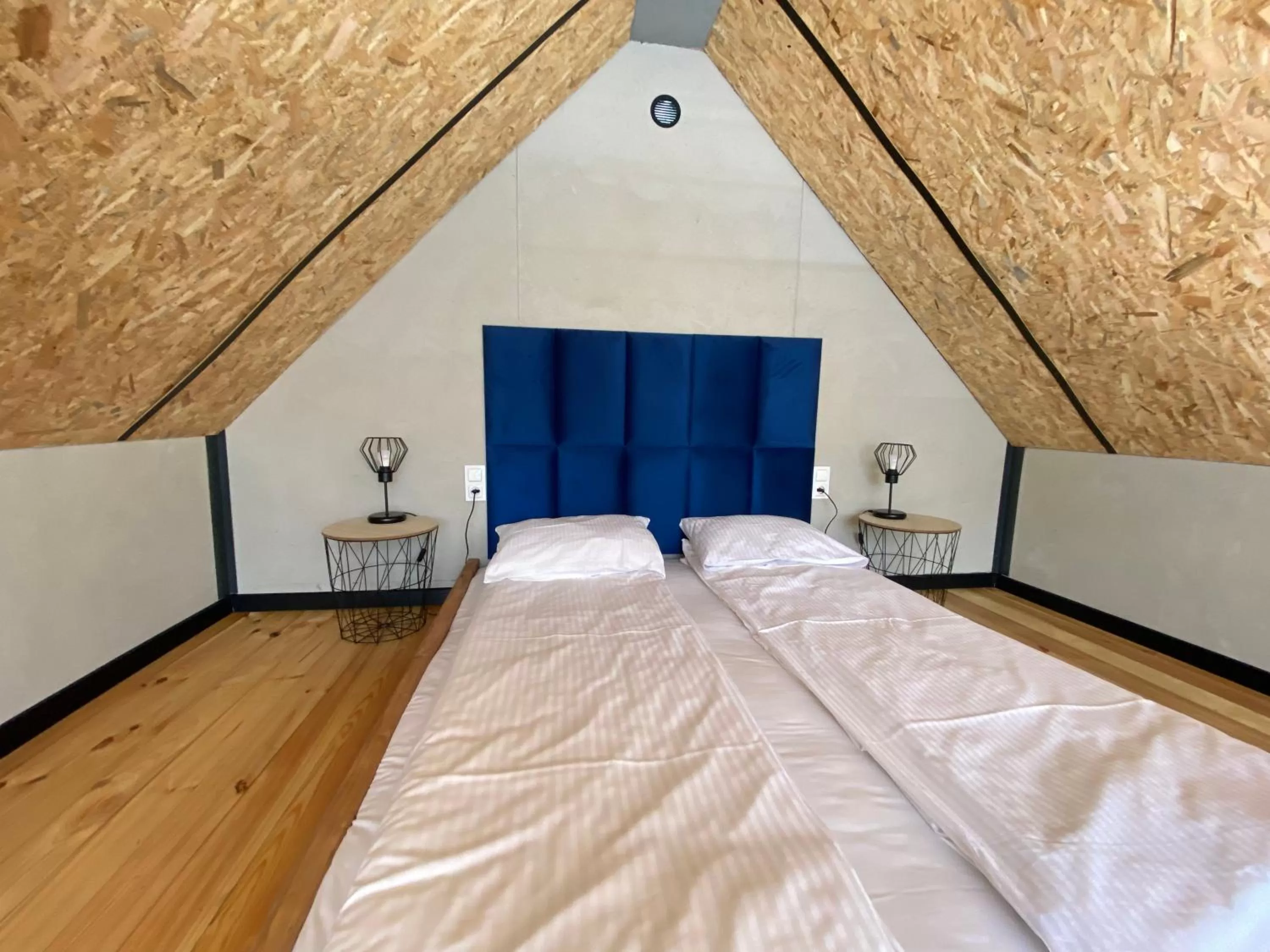 Bed in Floating Apartments - ODRA DREAM