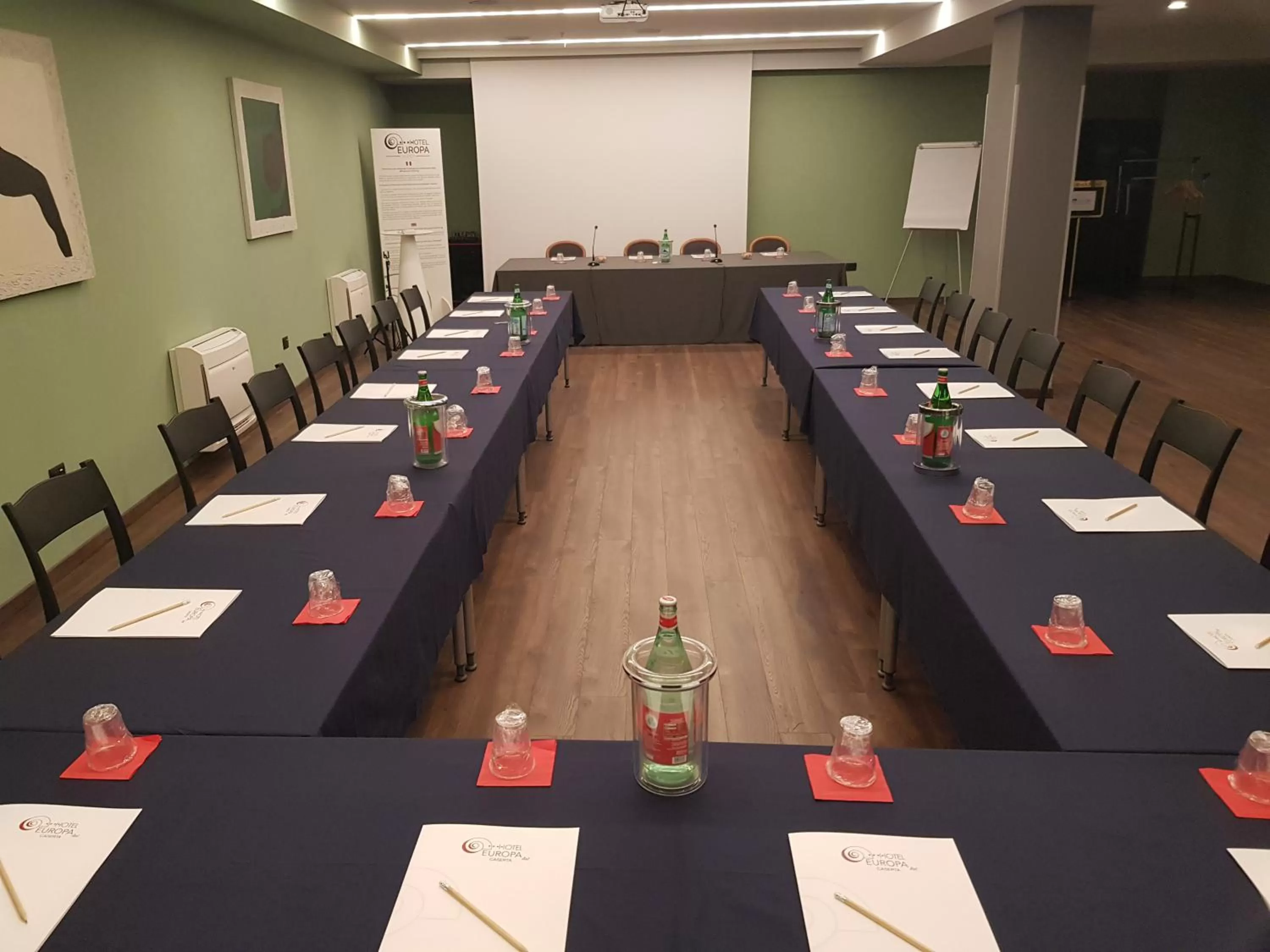 TV and multimedia in Hotel Europa Art Caserta