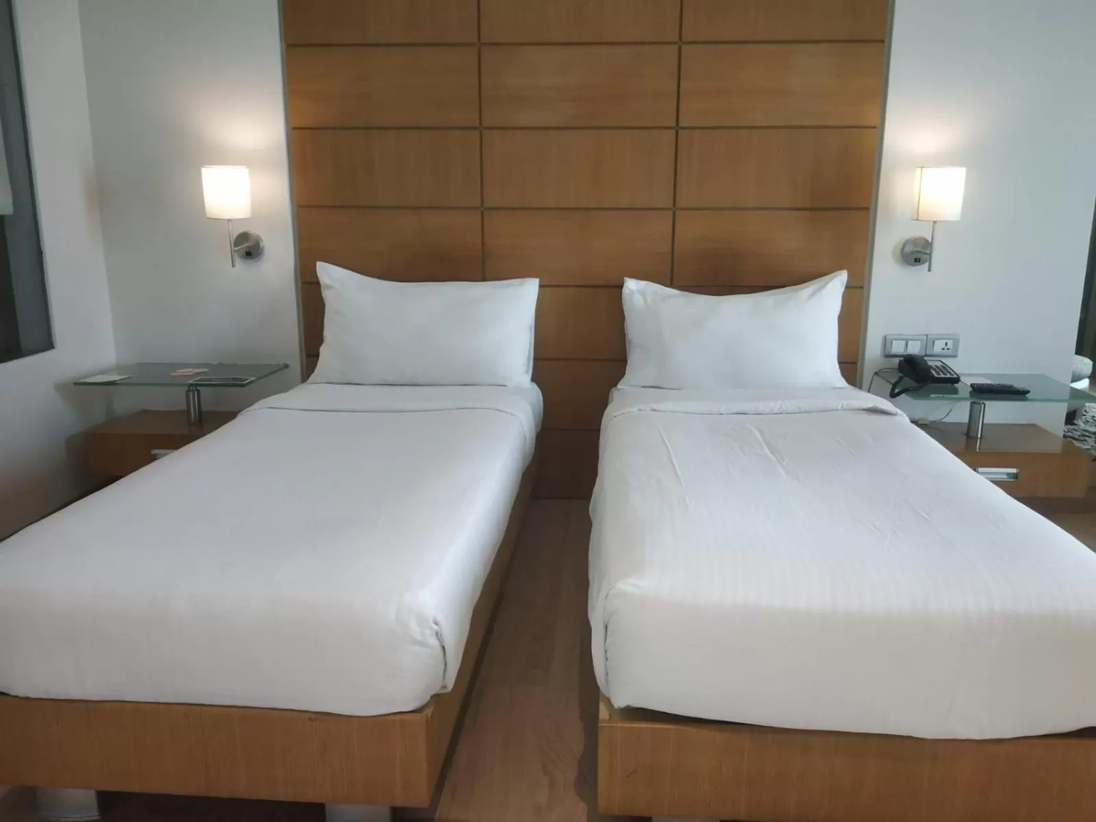 Bedroom, Bed in Mirage Hotel, Mumbai International Airport