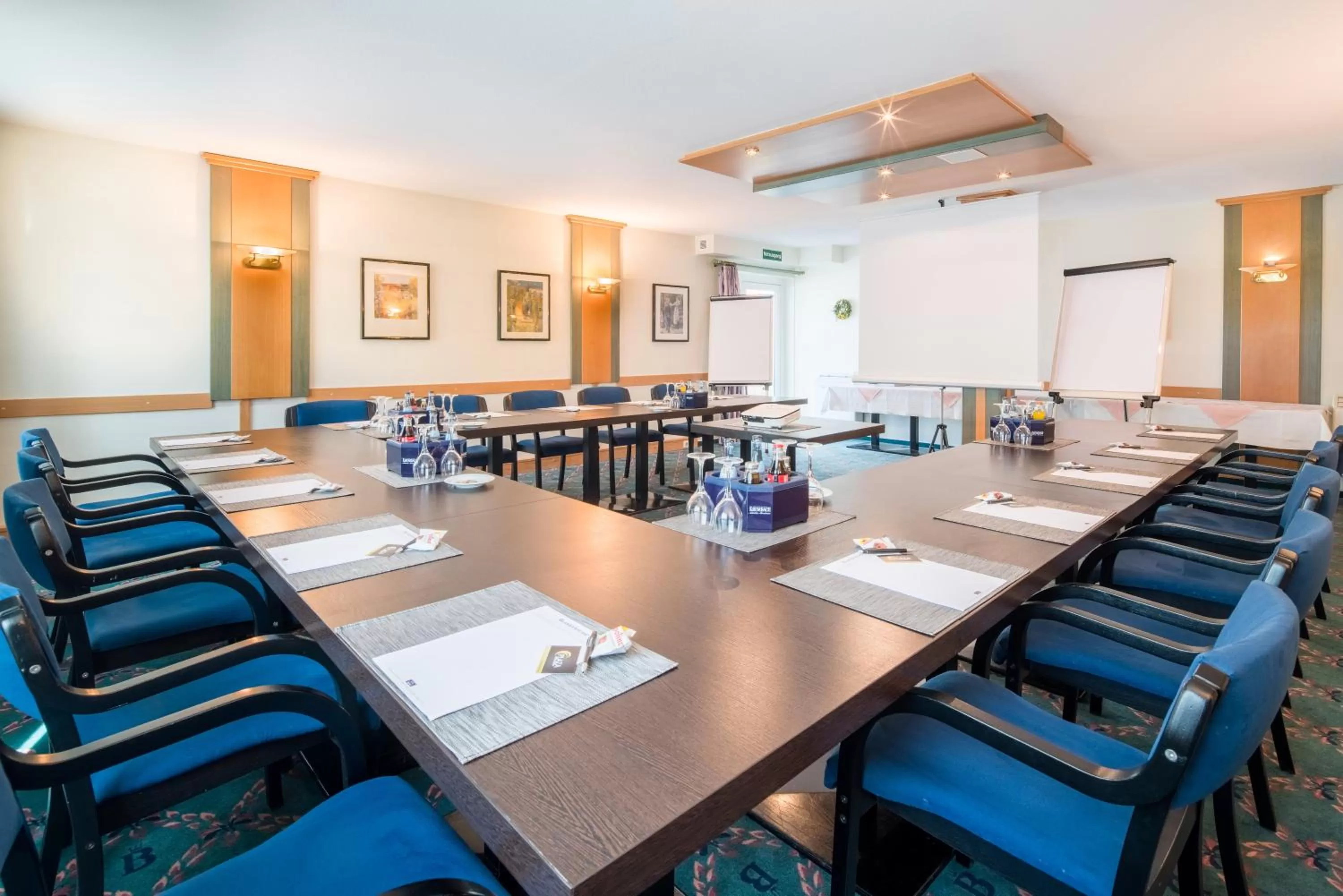 Business facilities in PLAZA INN Blankenburg Ditzingen, Sure Hotel Collection