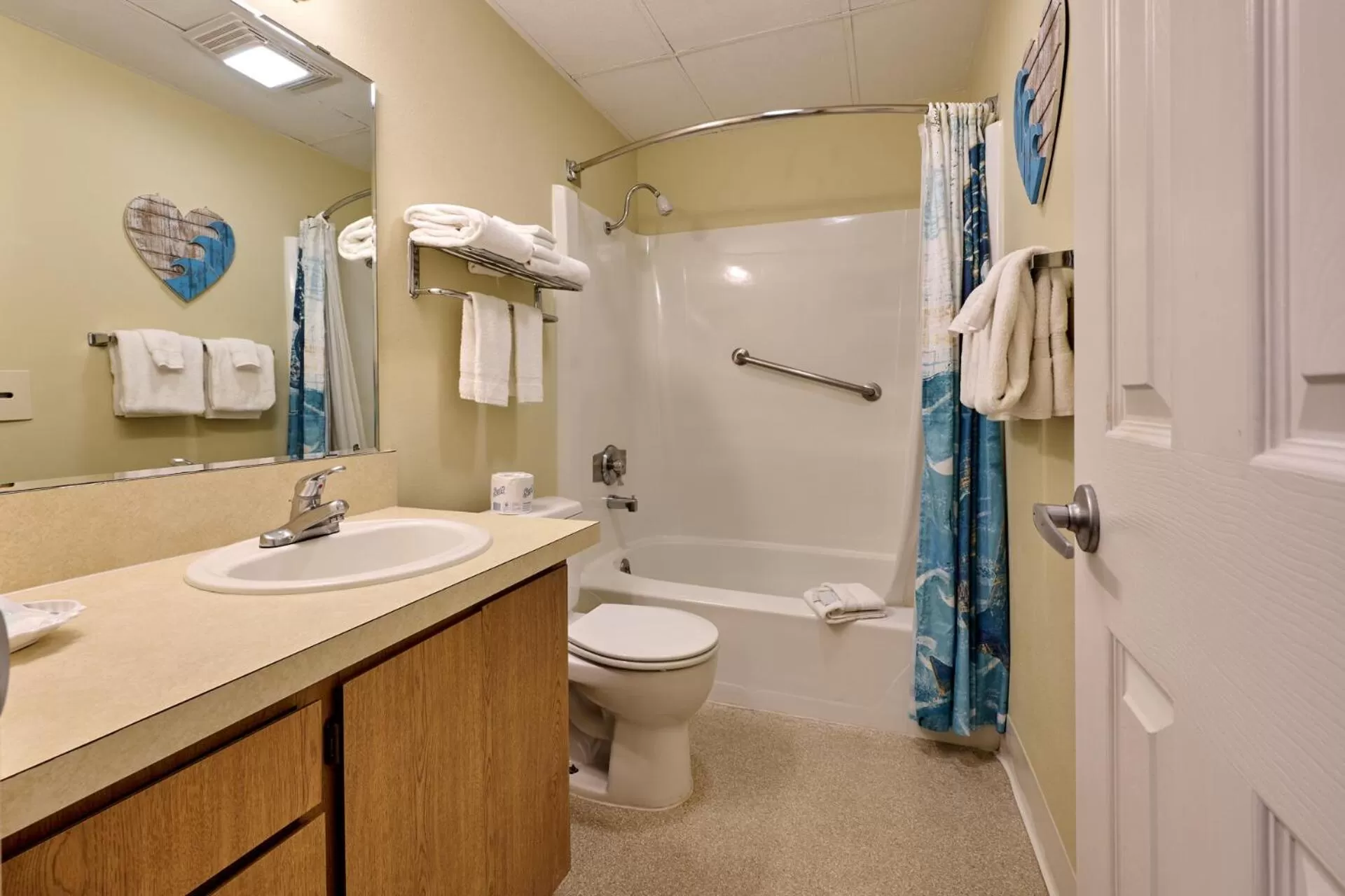 Shower, Bathroom in D Sands Rentals