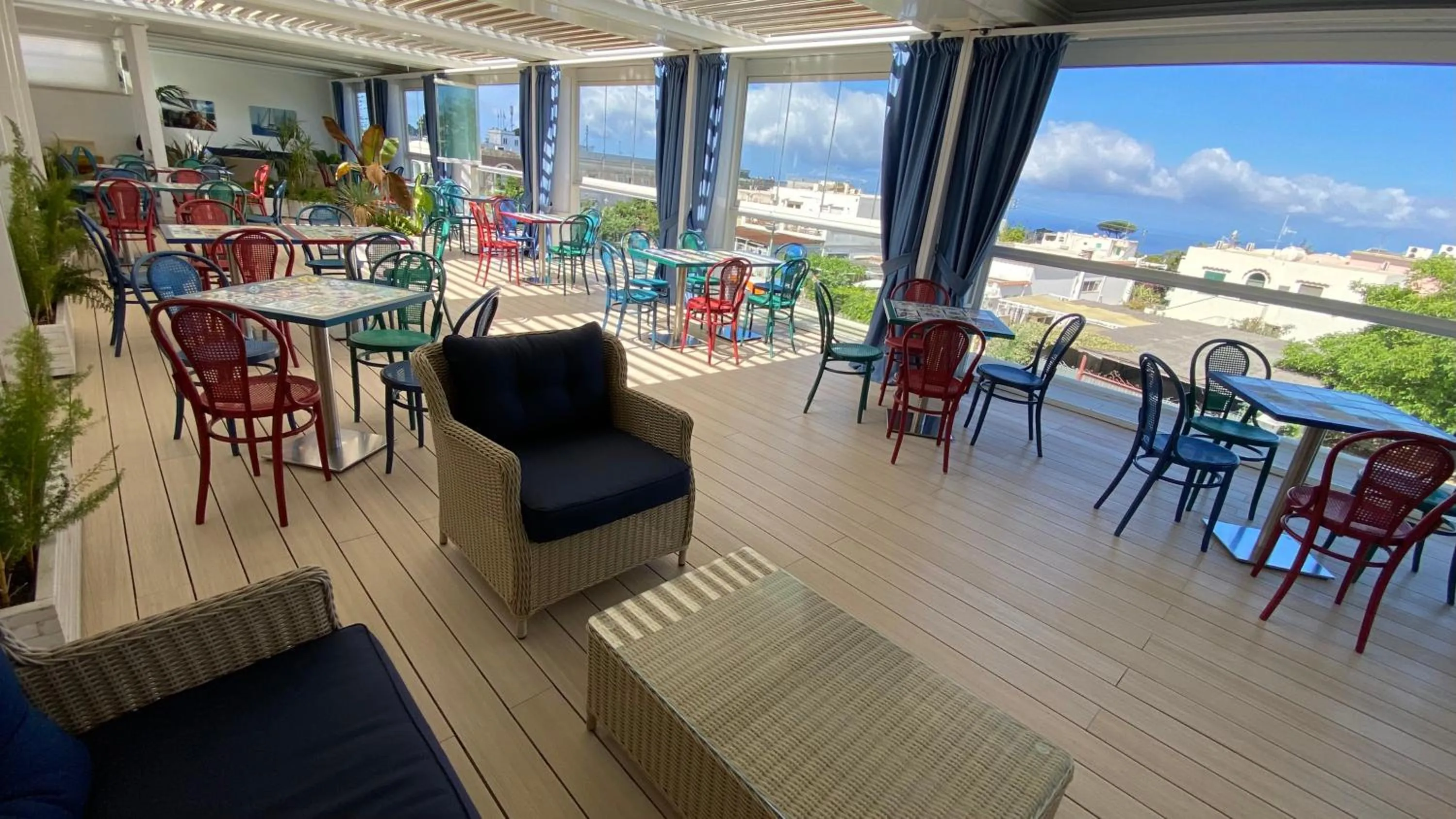 Restaurant/places to eat in Bougainville Luxury Boutique Hotel