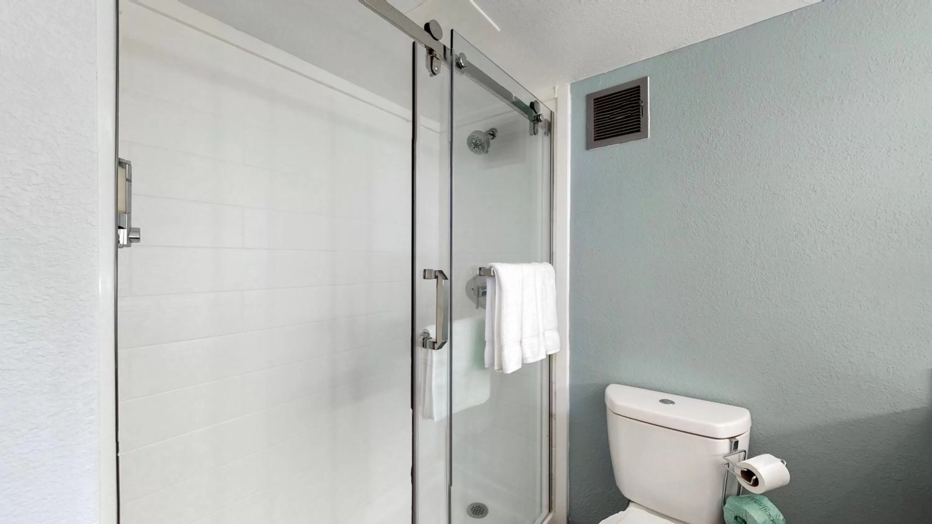 Shower in voco College Station Aggieland by IHG