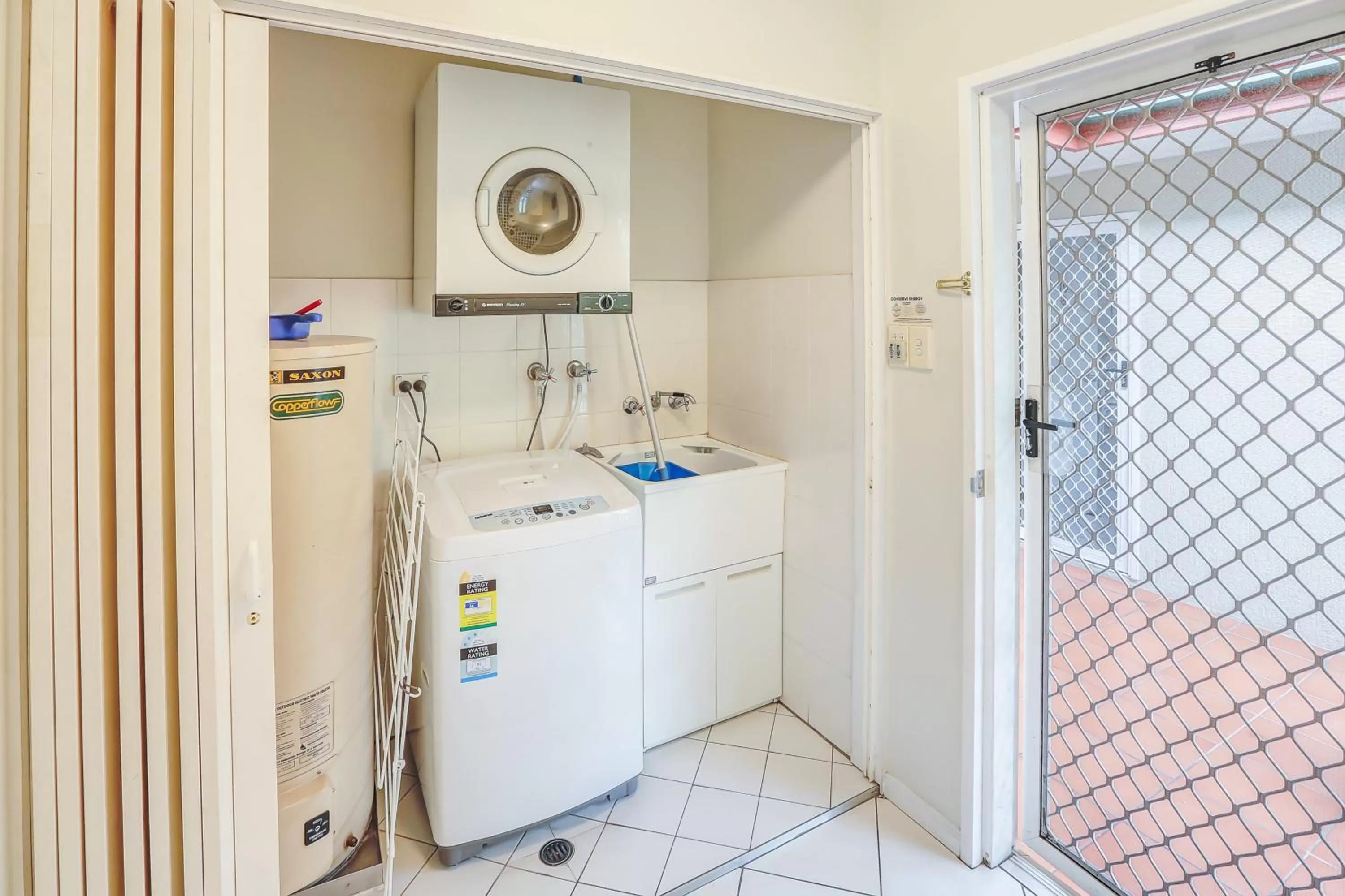 laundry in Koala Court Holiday Apartments