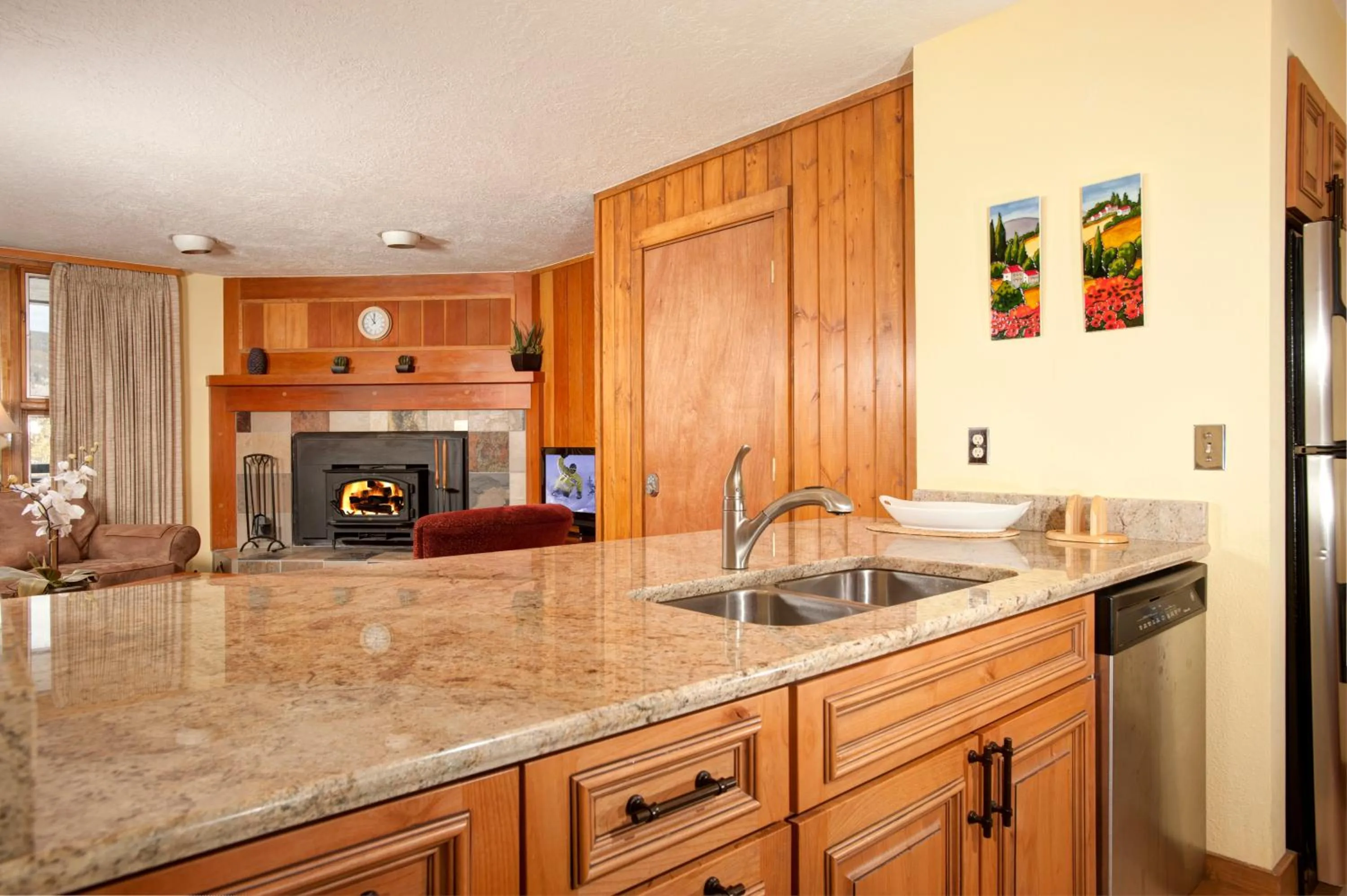 Kitchen or kitchenette in Evergreen Condominiums by Keystone Resort