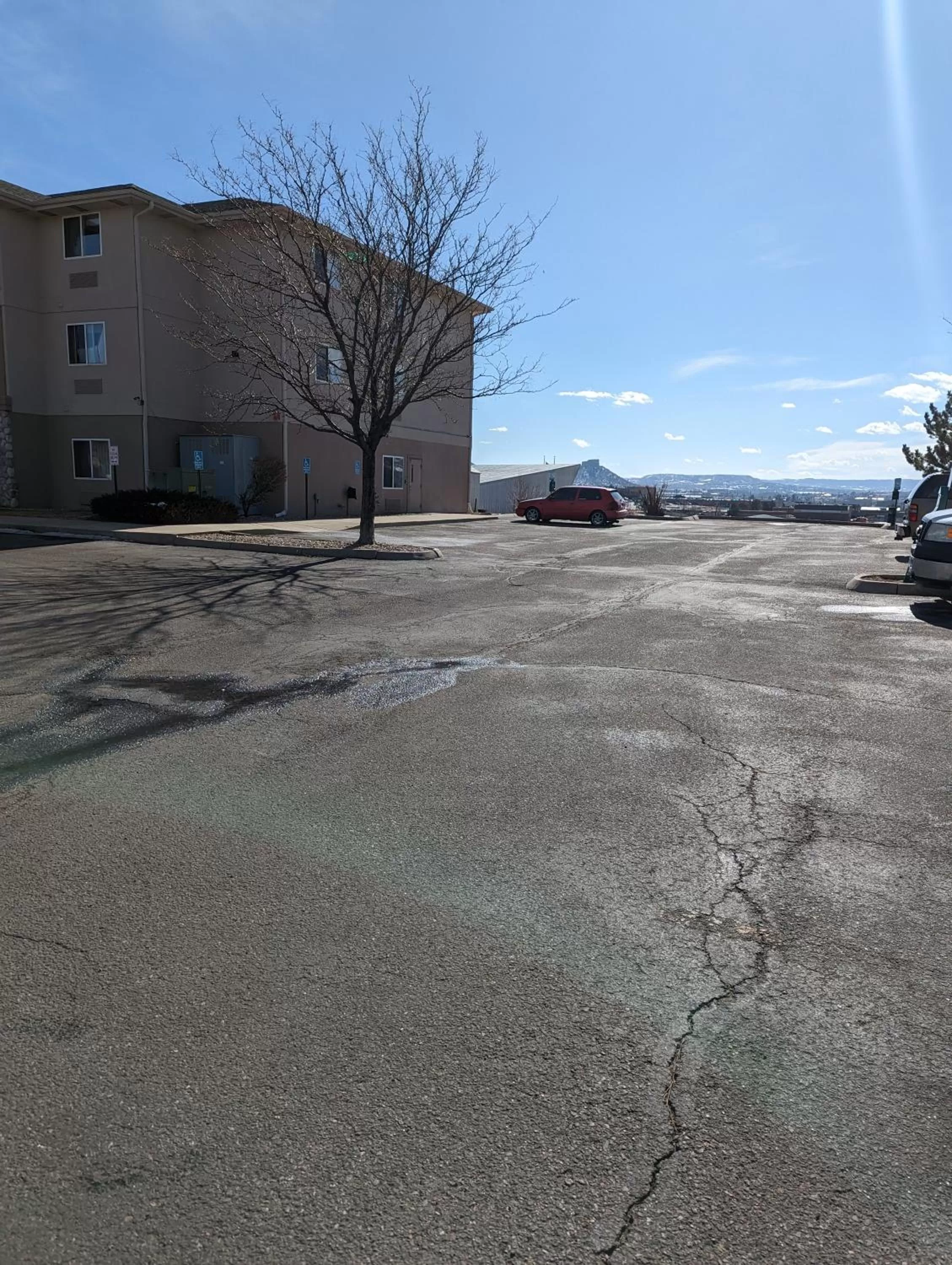 Parking in Days Inn & Suites by Wyndham Castle Rock