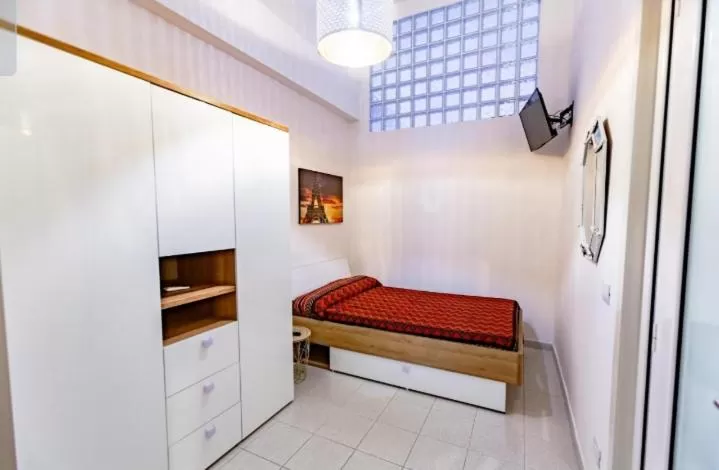 Bed in Antonella home b&b