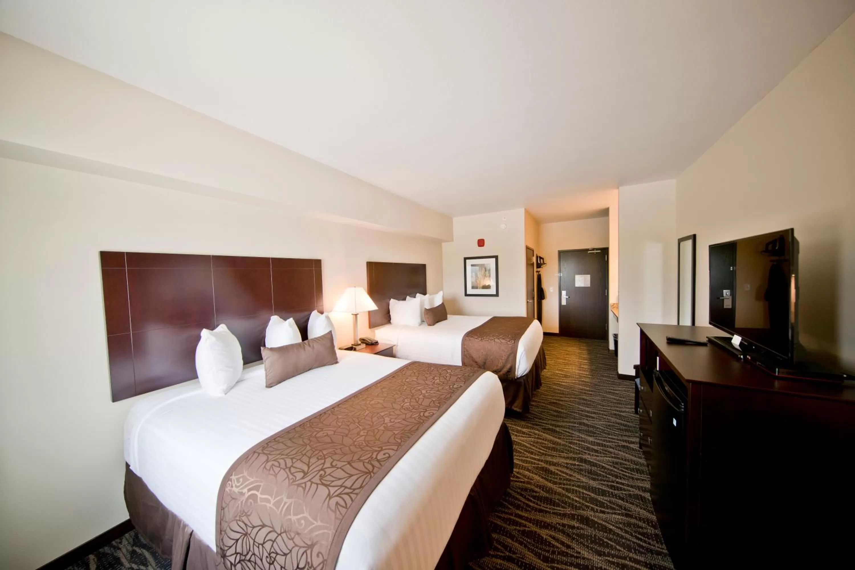 Bedroom, Bed in Cobblestone Inn & Suites -Clarinda