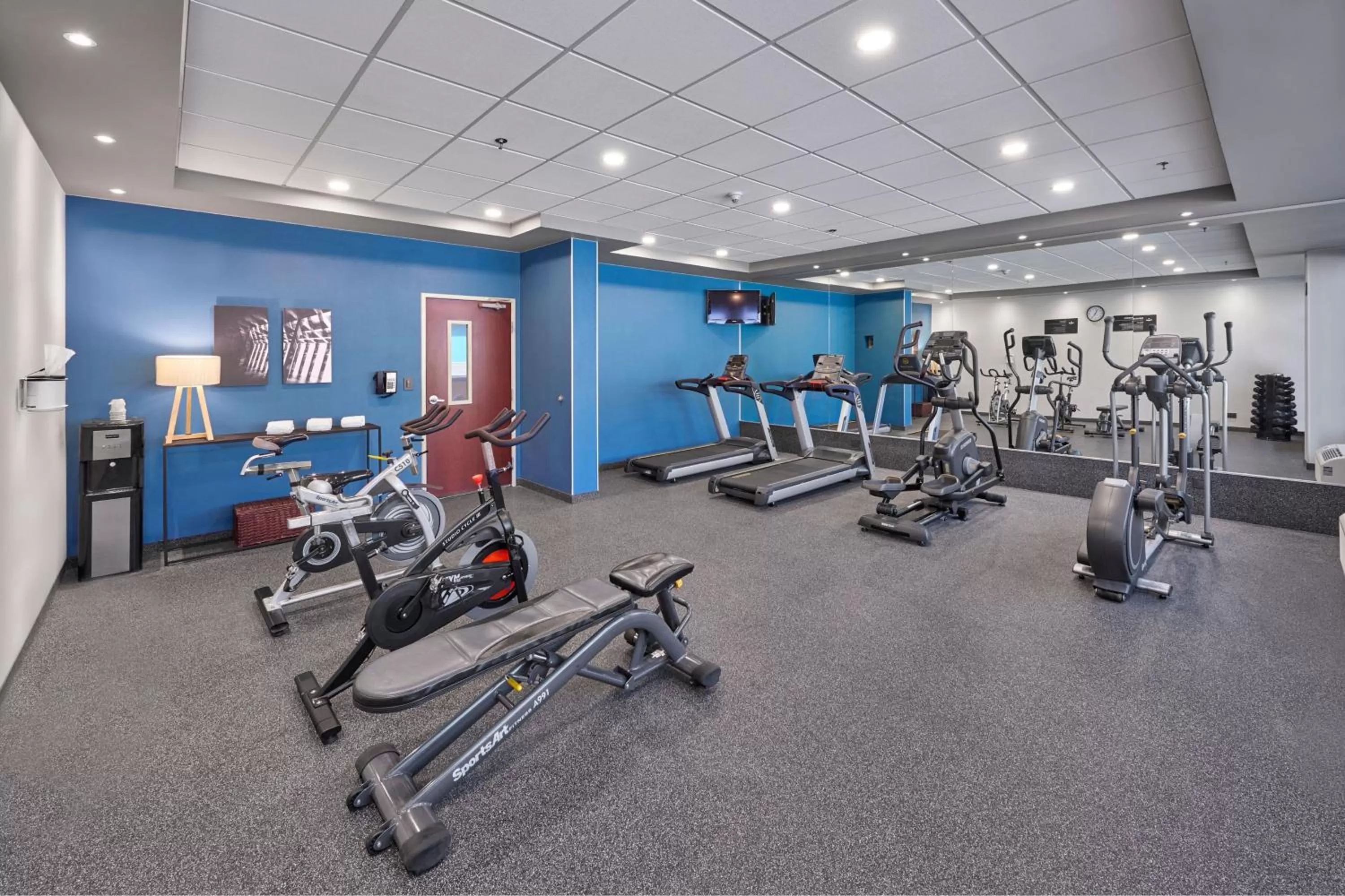 Fitness centre/facilities in City Express by Marriott Monterrey Santa Catarina
