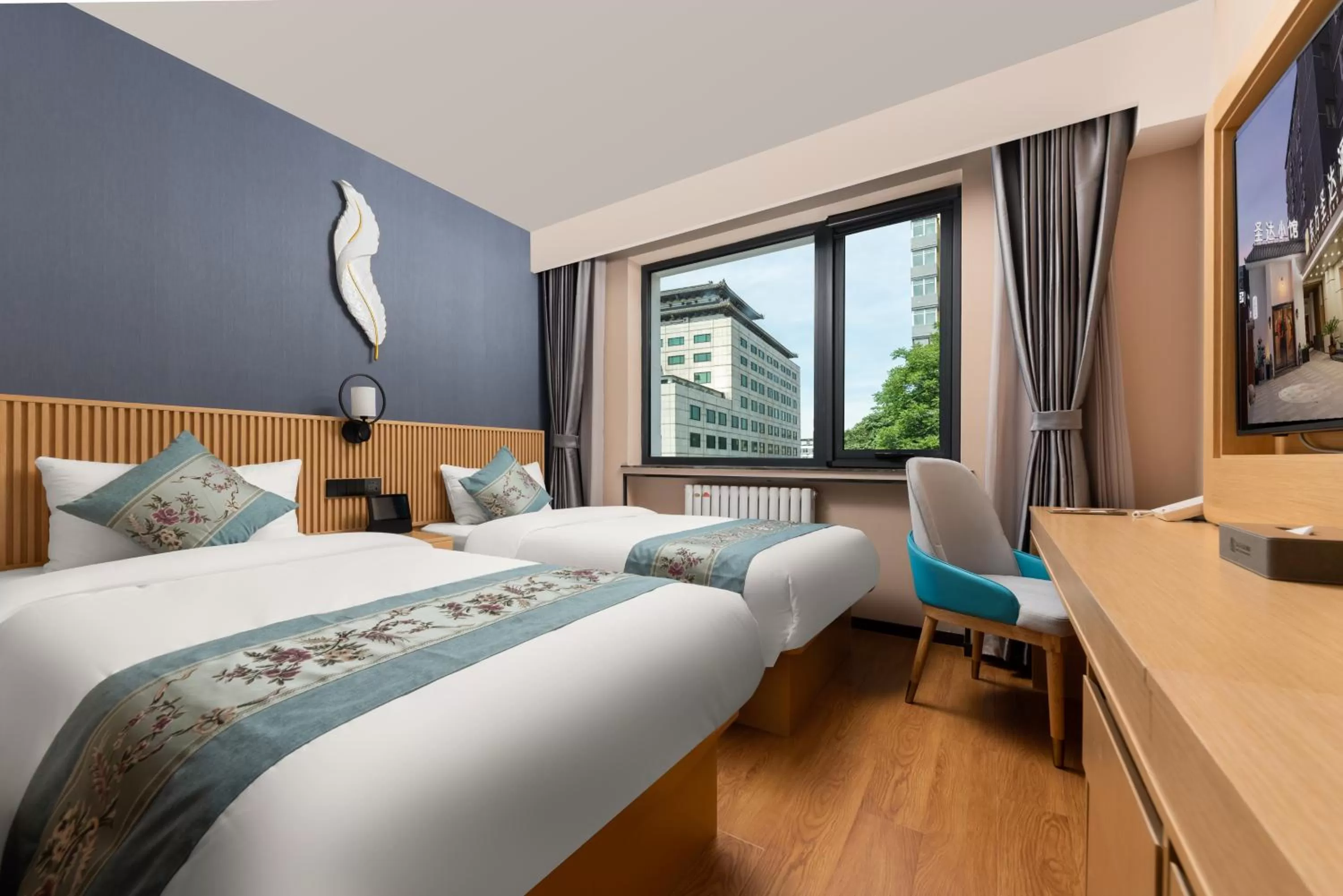 Bed in East Sacred Hotel-Beijing Tiananmen Square,the Forbidden City,Wangfujing Street