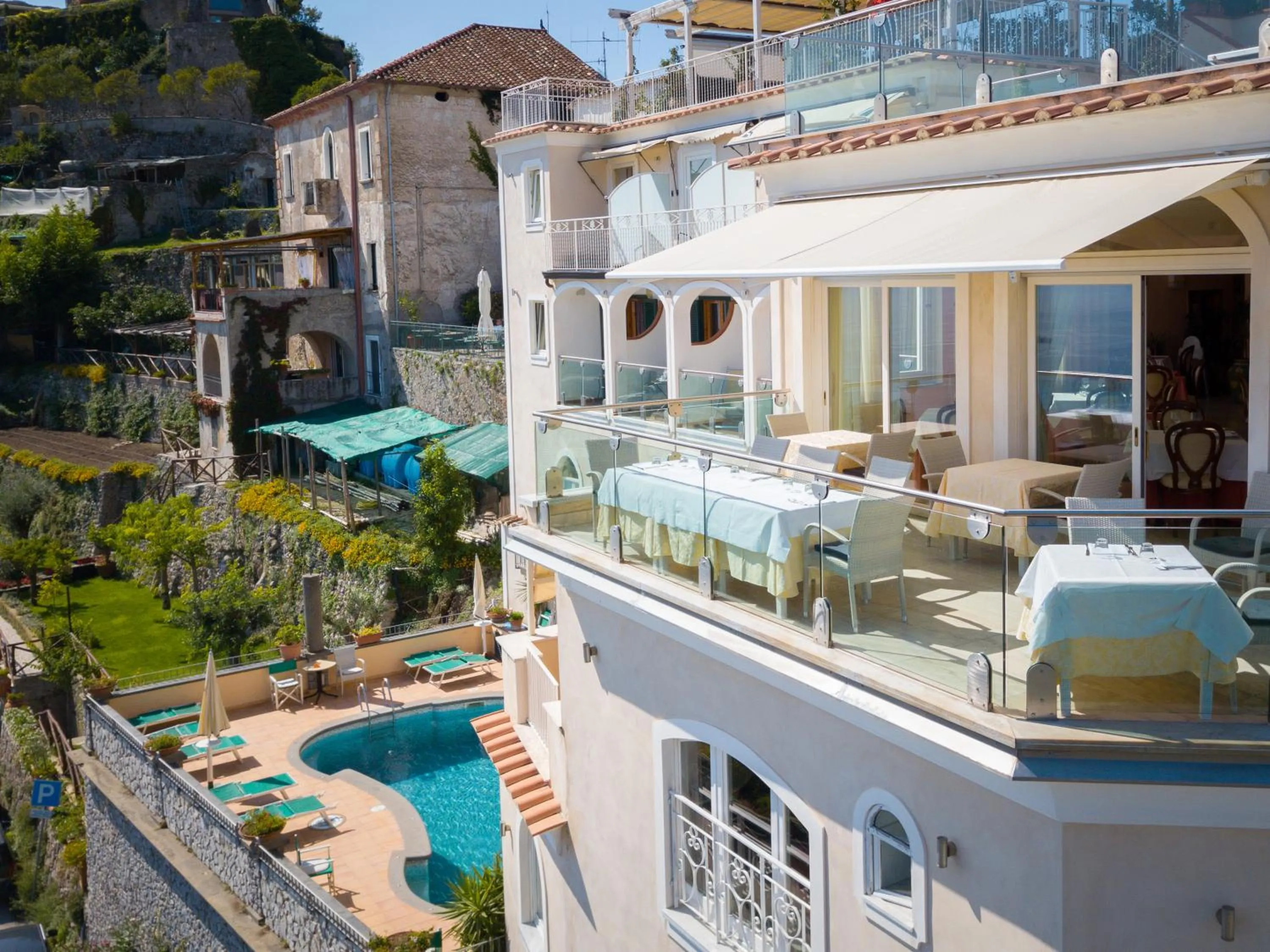 Property building in Hotel Bonadies