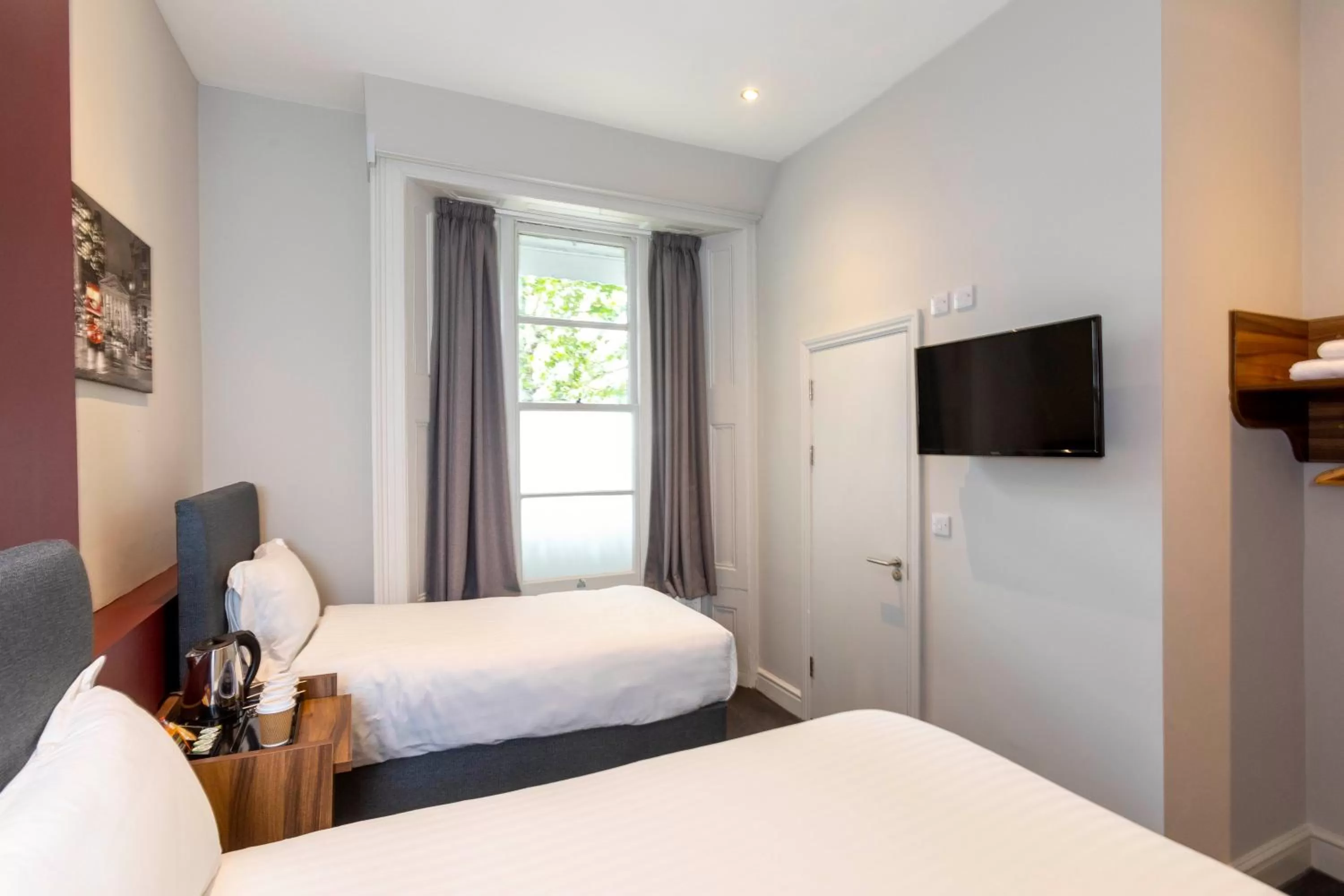 Bed in Royal Park Hotel