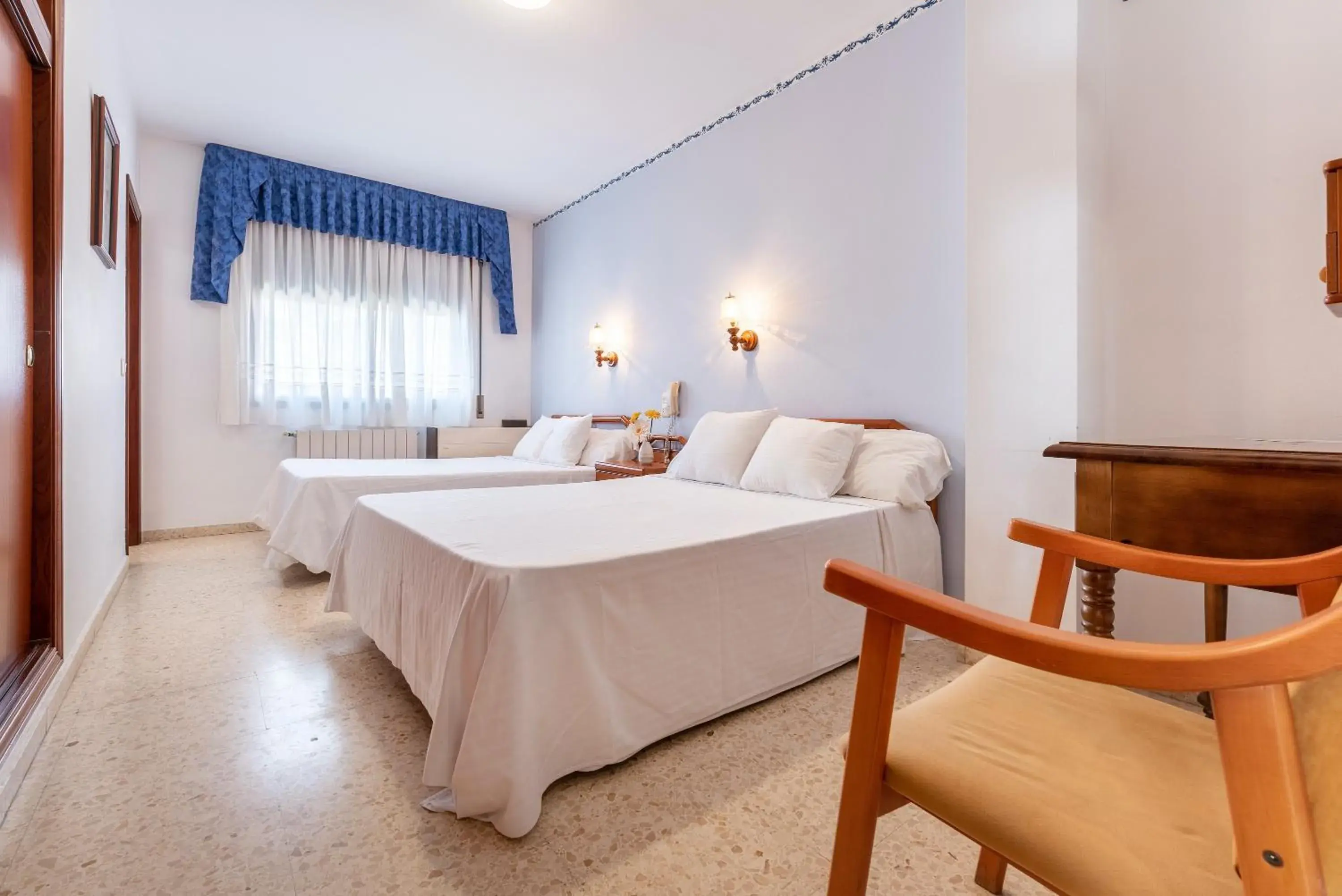 Family Double Room in Hotel Canadá Family Double Room in Hotel Canadá