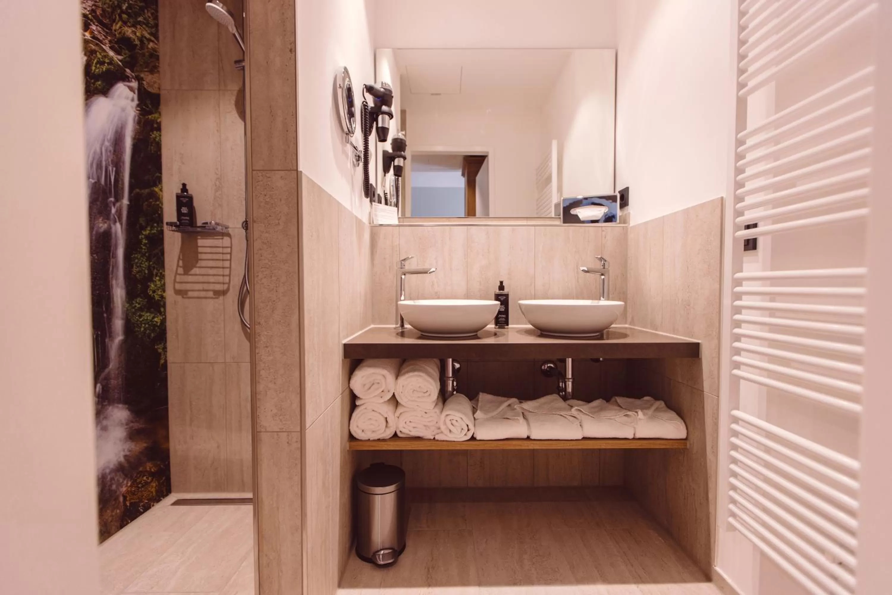 Bathroom in Hotel Libertas elements pure