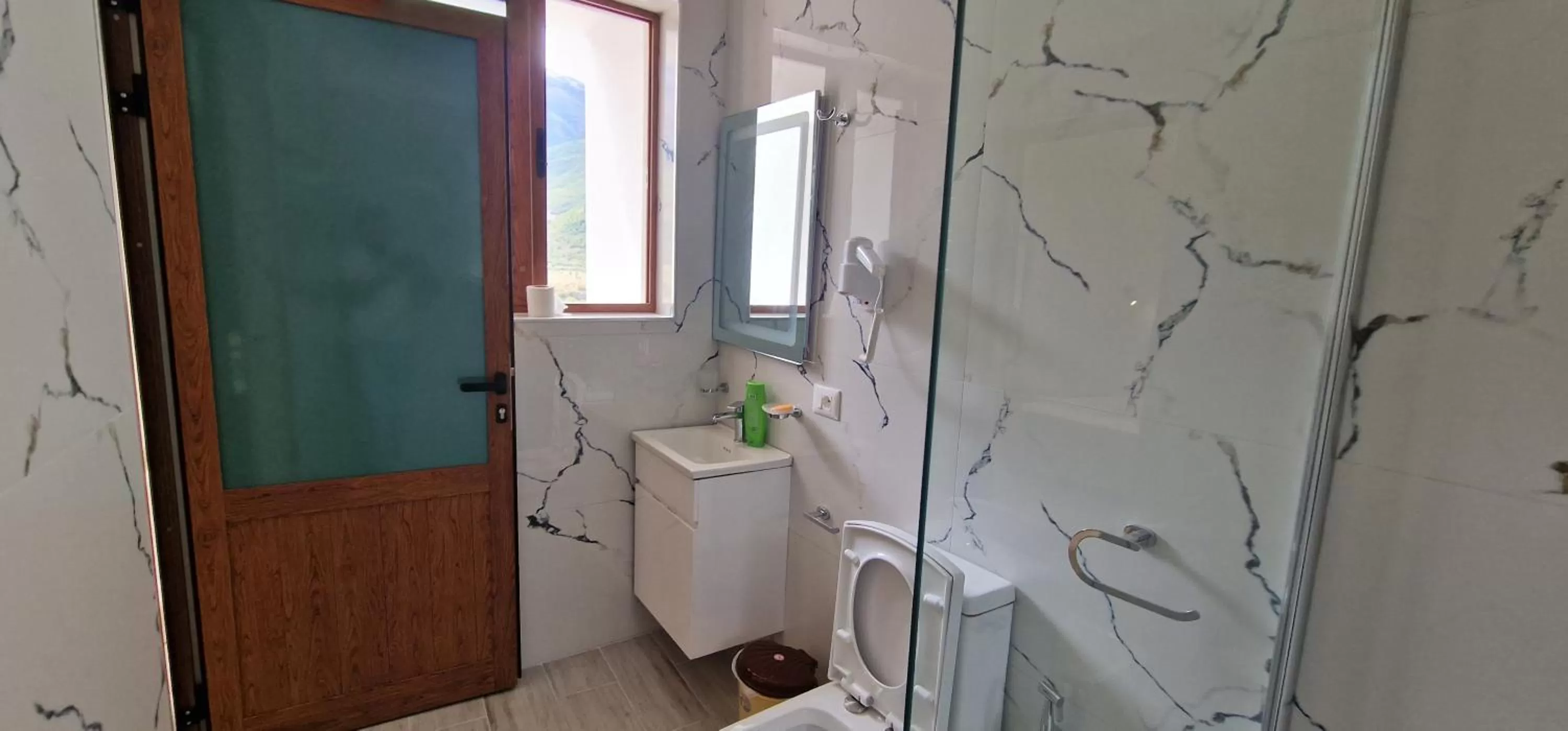 Toilet, Bathroom in Hotel Baci