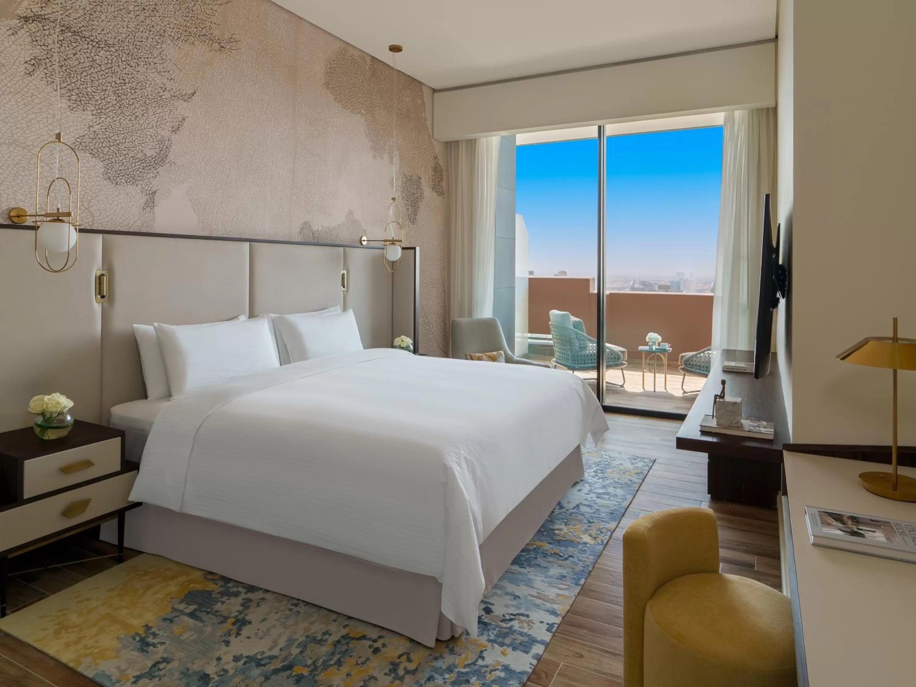 Bedroom, Bed in Fairmont Ramla Riyadh