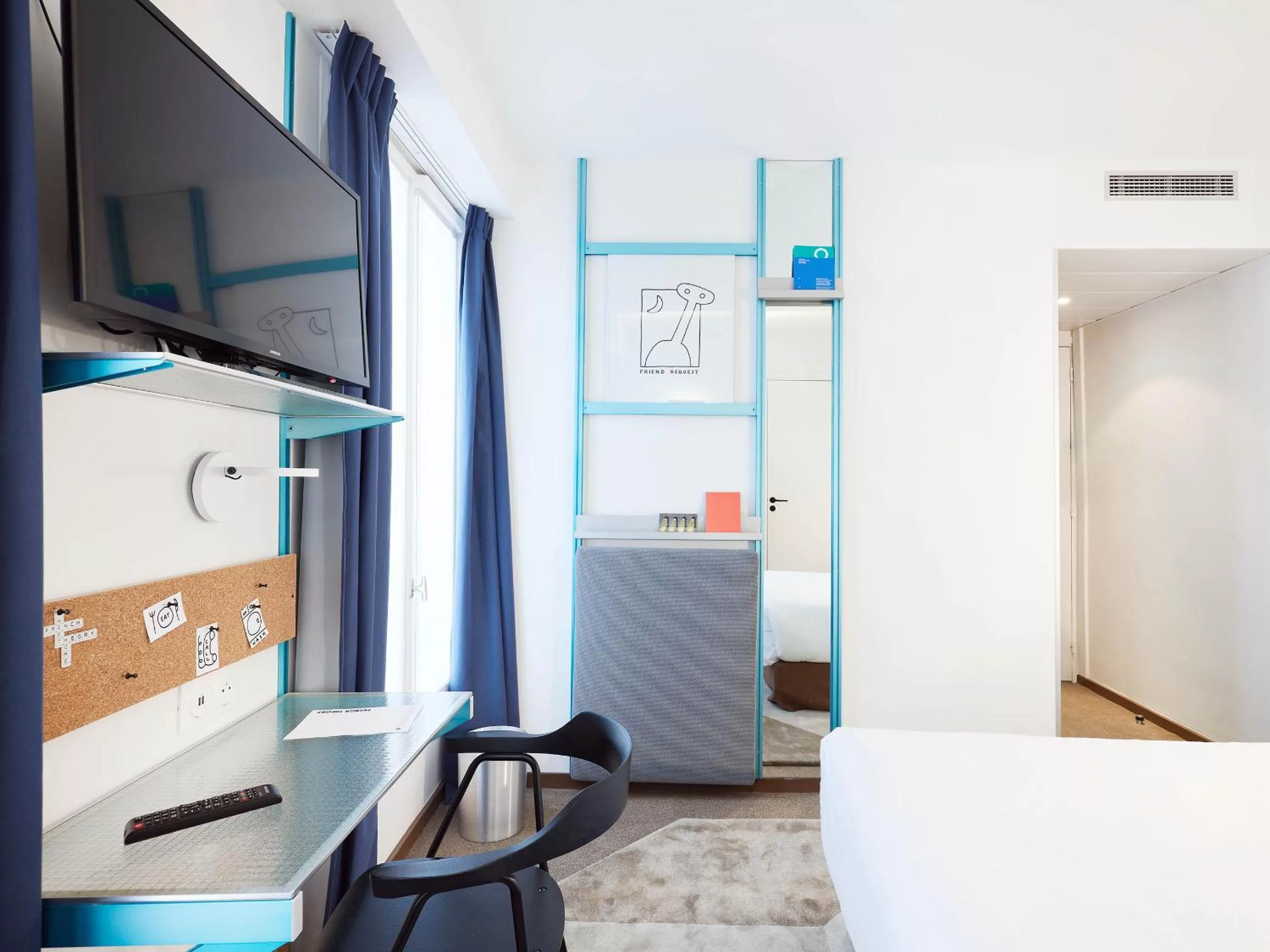 Bedroom, Bed in French Theory