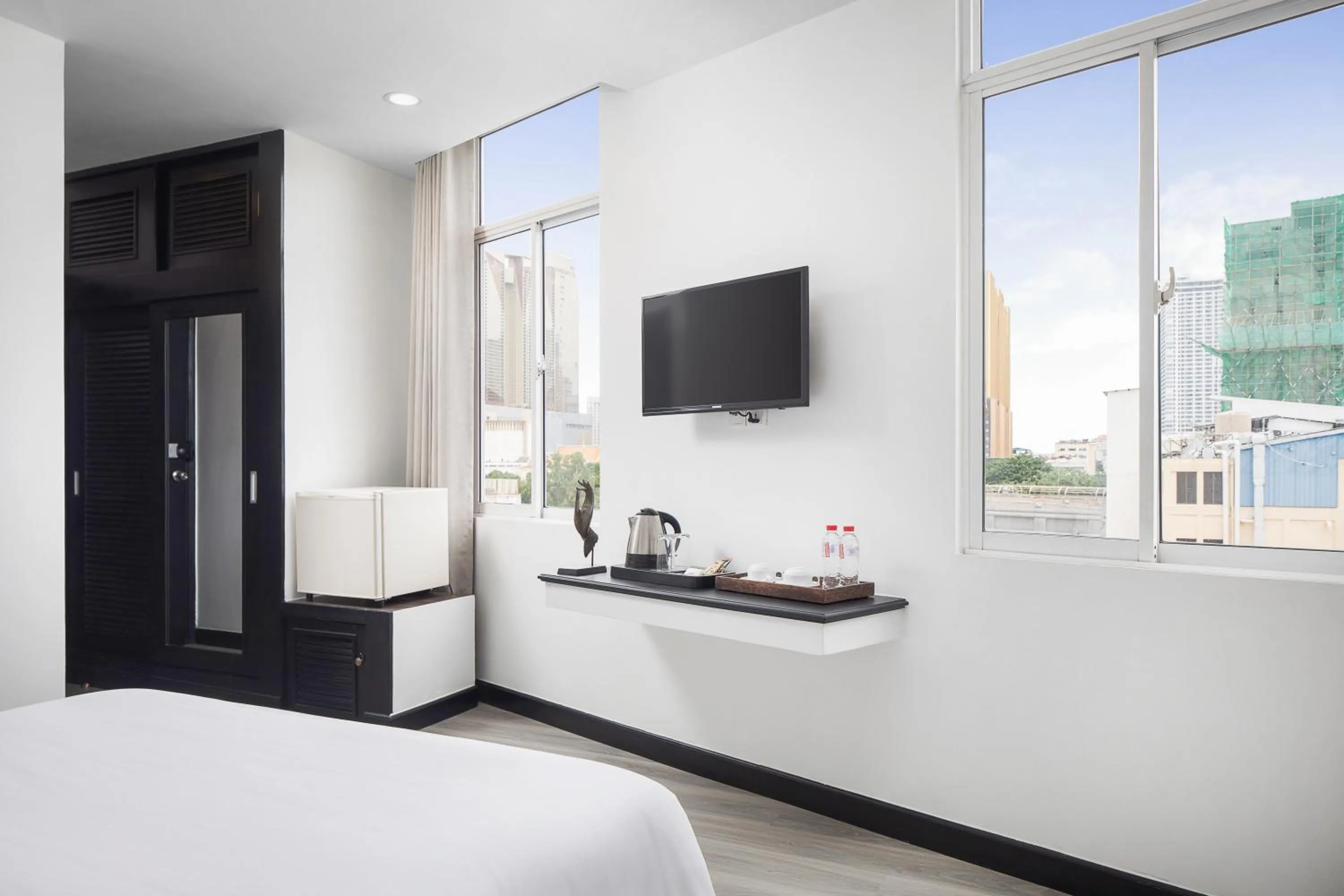 View (from property/room), Bed in Apsor Palace Hotel