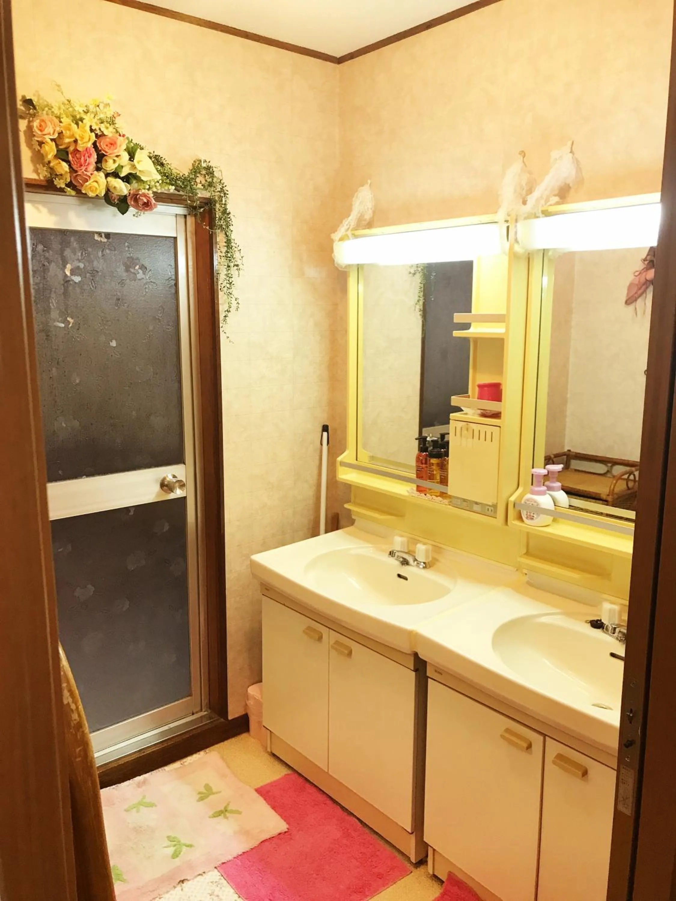 Other in Pension Puppy Tail