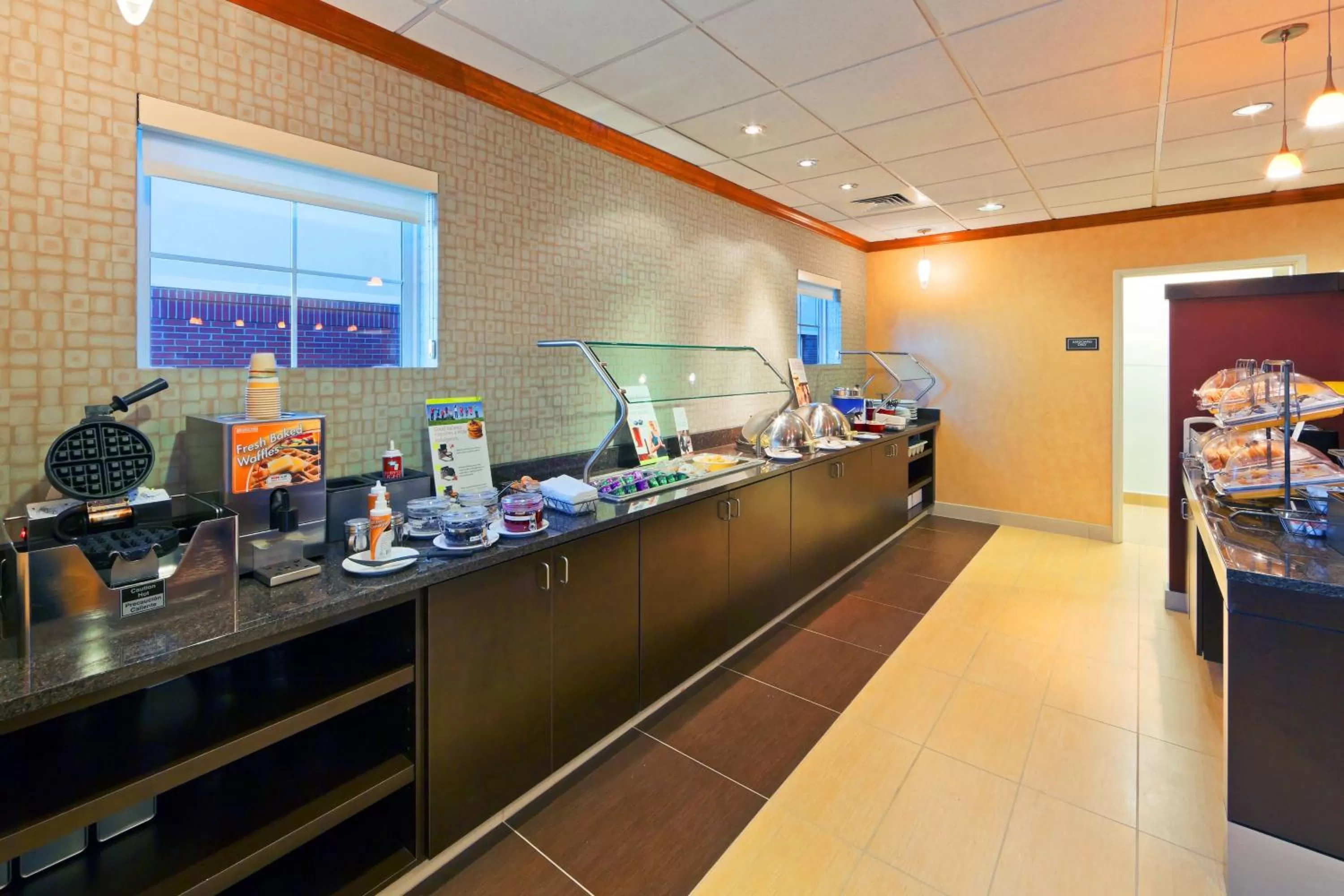 Breakfast in Residence Inn Boulder Longmont