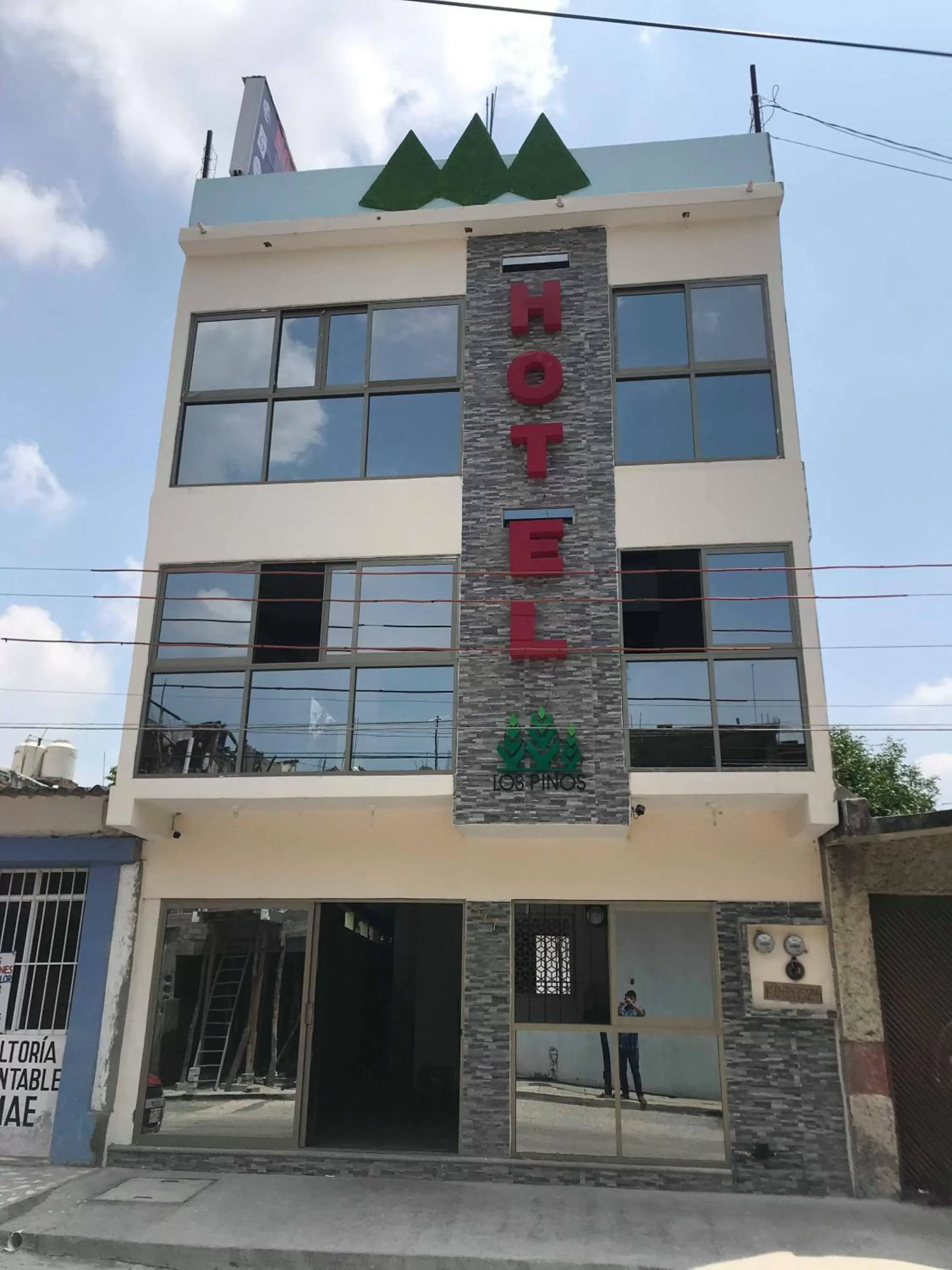 HOTEL LOS PINOS CENTRO