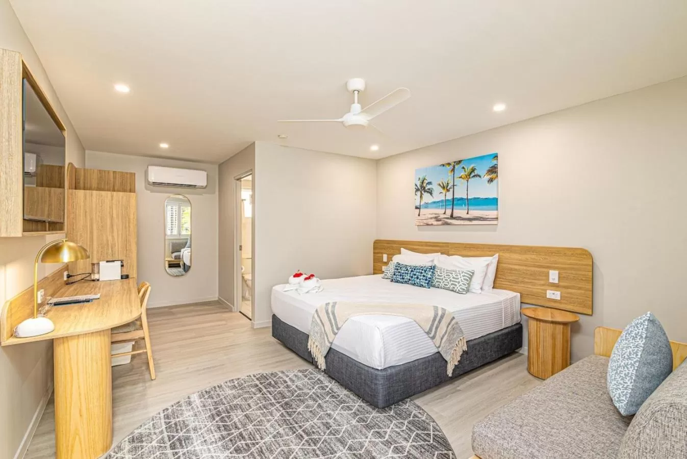 Bedroom, Bed in Seahaven Resort