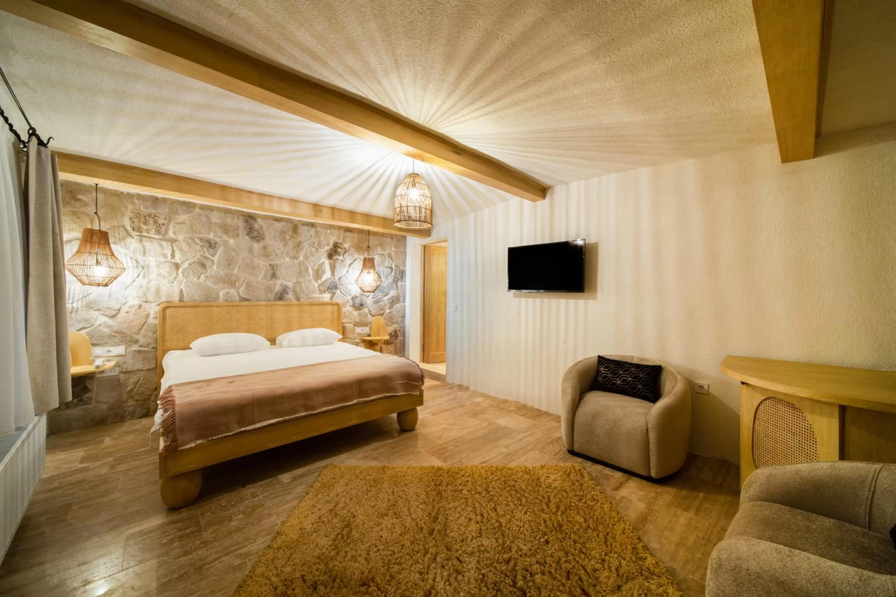 Photo of the whole room, Bed in Cappadocia Naif Hotel - Adults Only