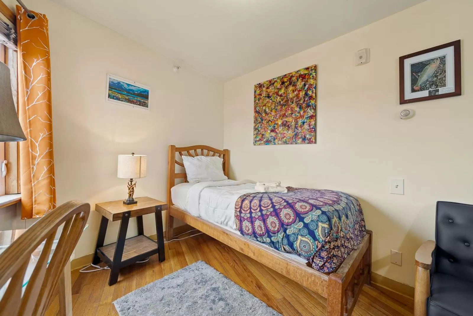 Bedroom, Bed in Qupqugiaq Inn
