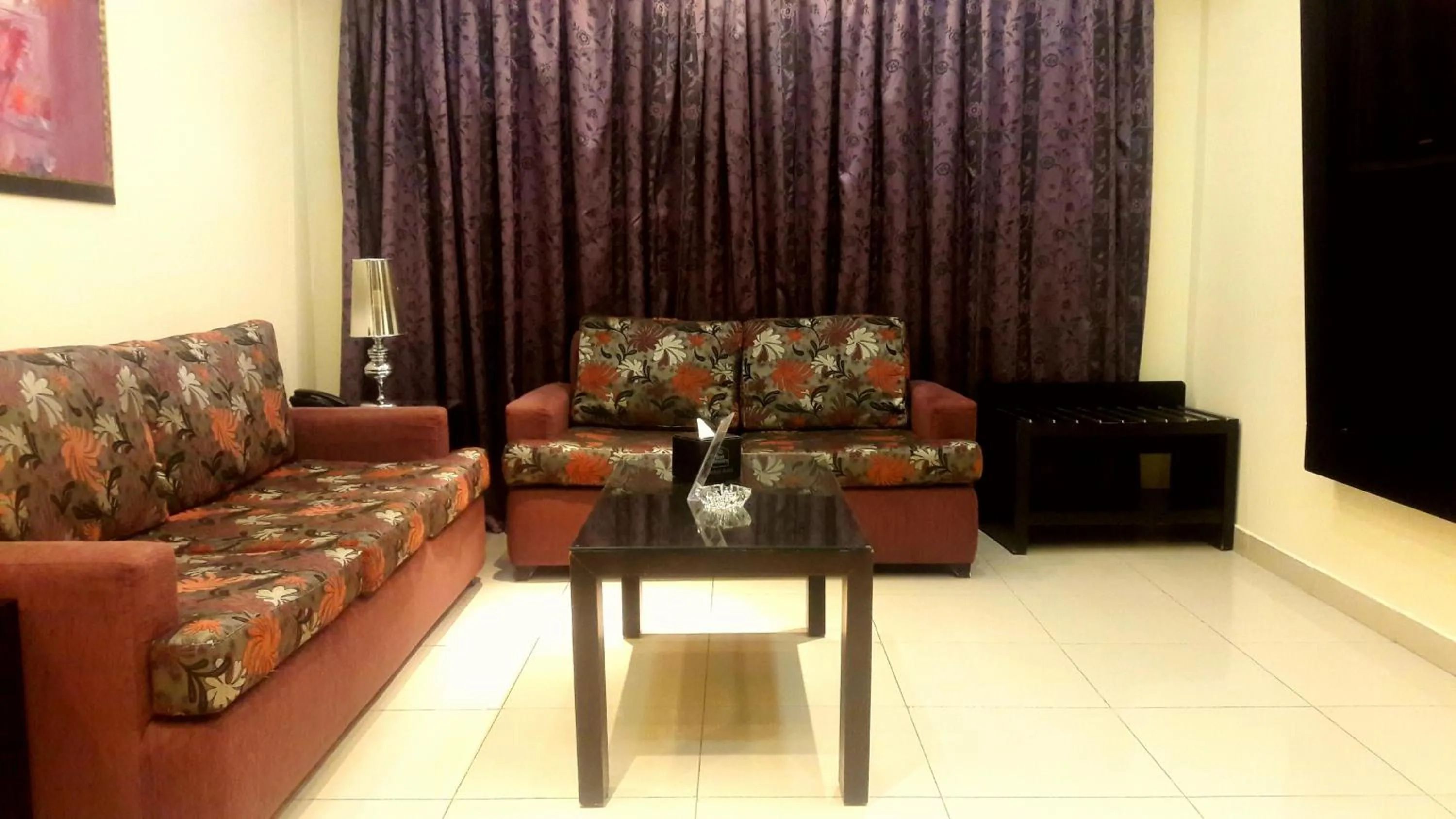 TV and multimedia in فندق حديقة الأزهار