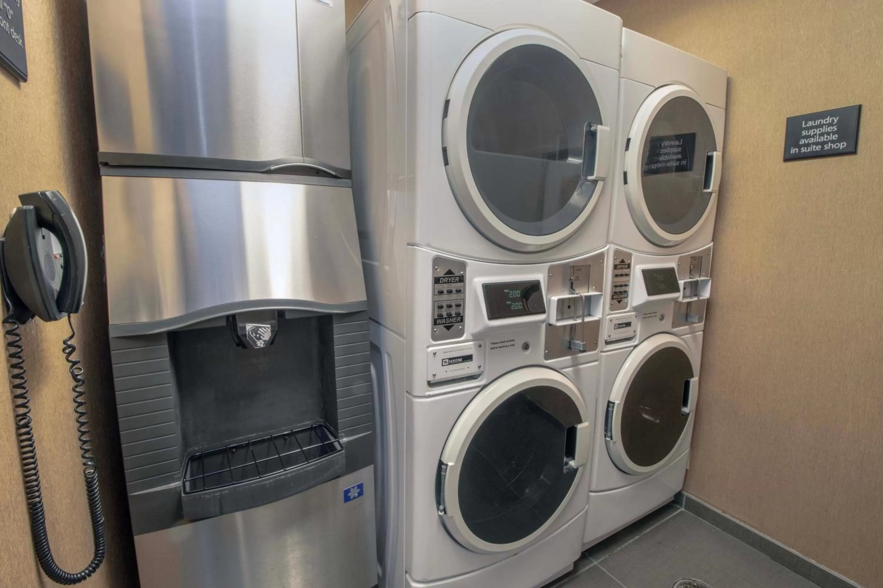 laundry in Hampton Inn & Suites Norfolk-Airport