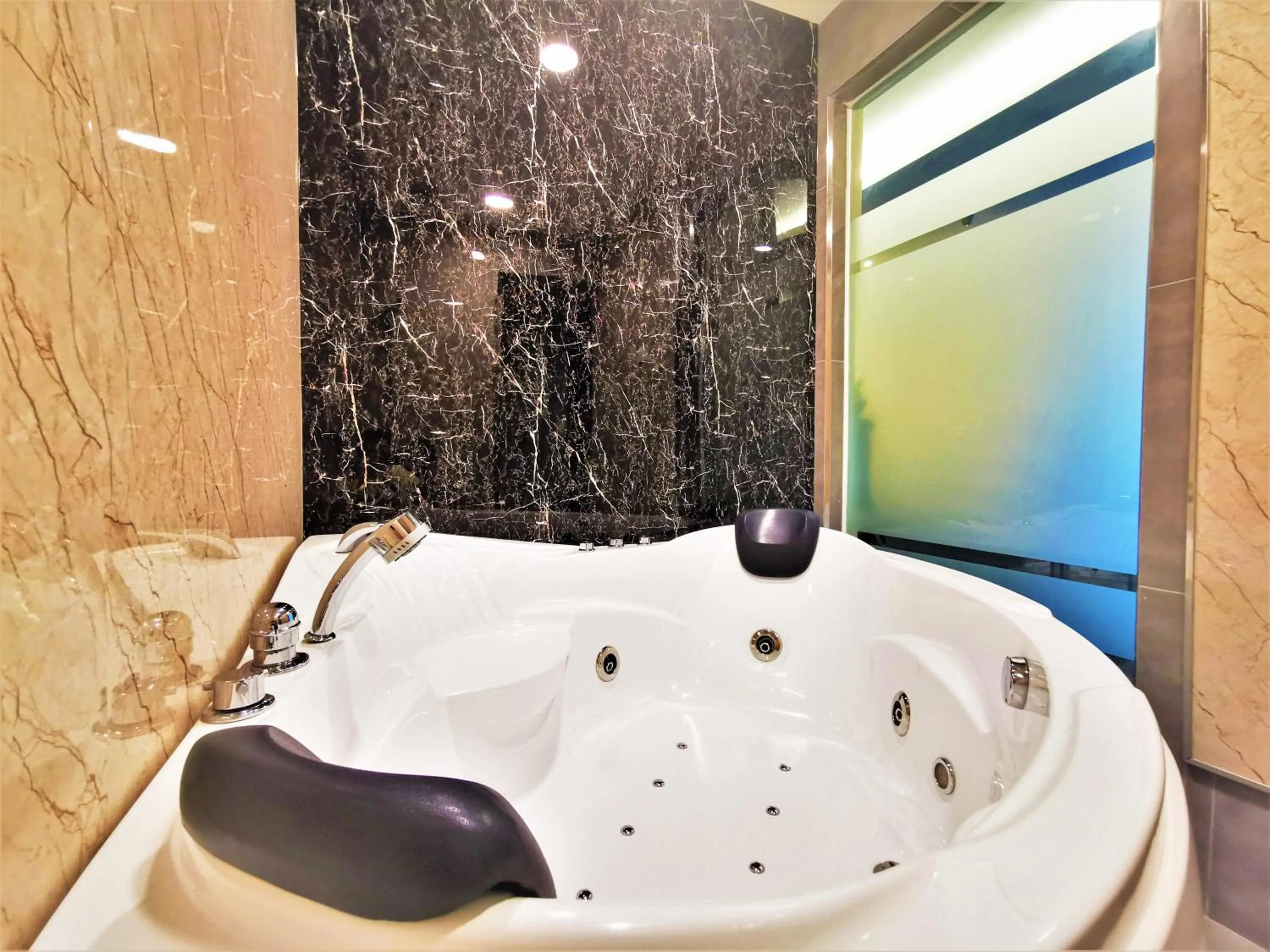 Shower in Prestigo Hotel - Johor Bharu