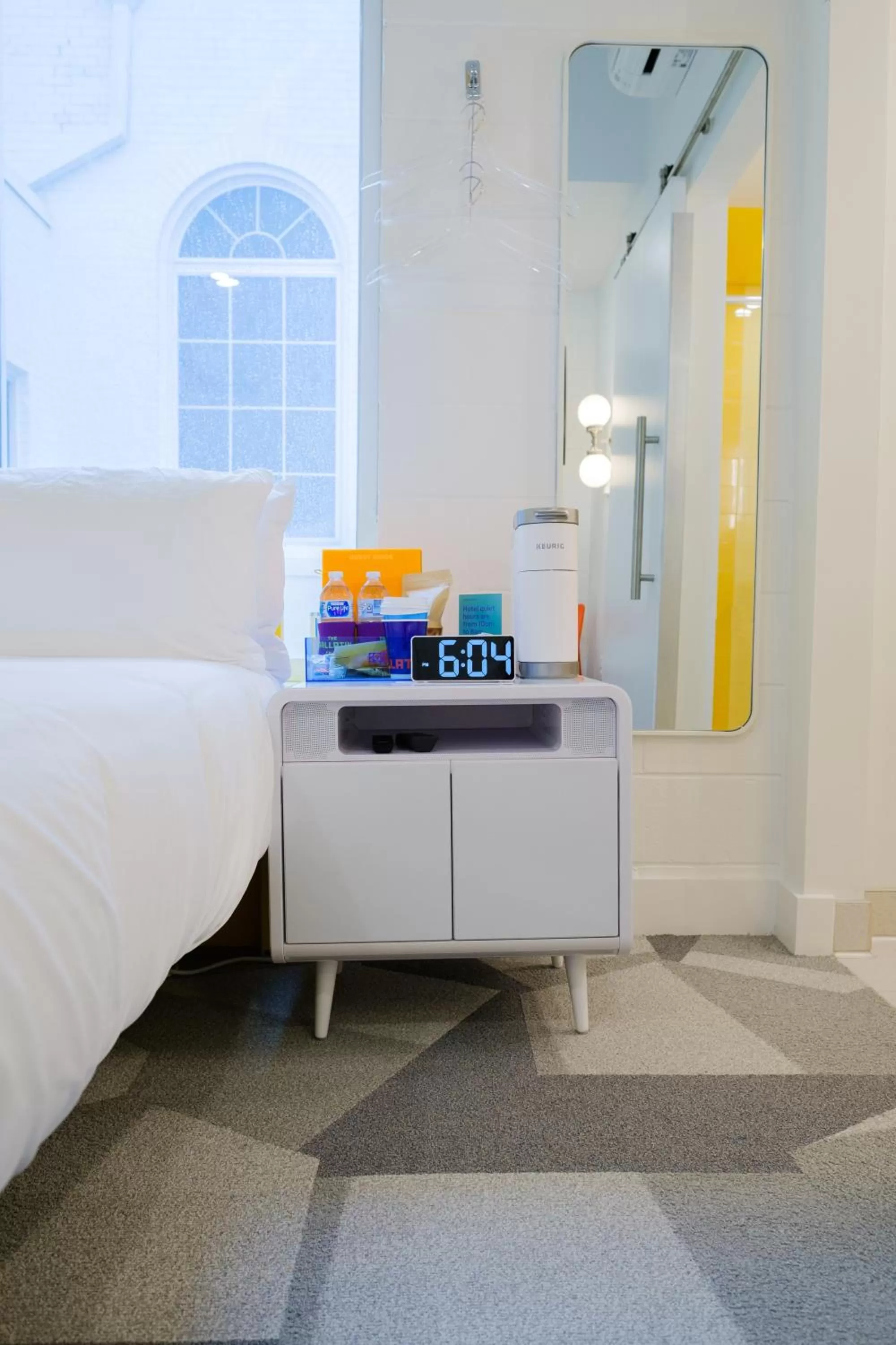 Coffee/tea facilities, Bed in The Gallatin