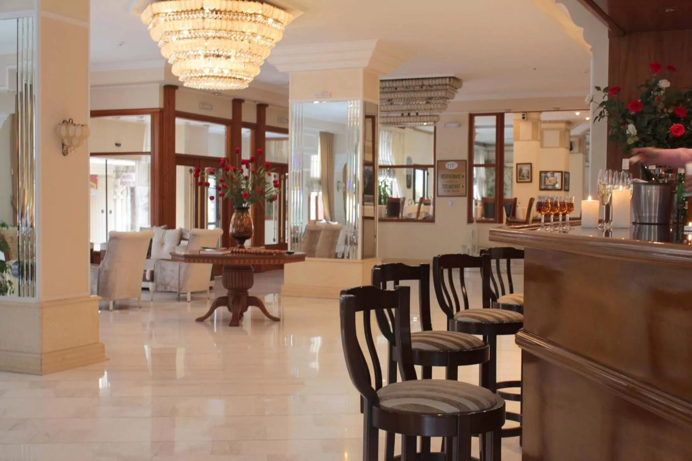 Lounge or bar in Famissi Hotel