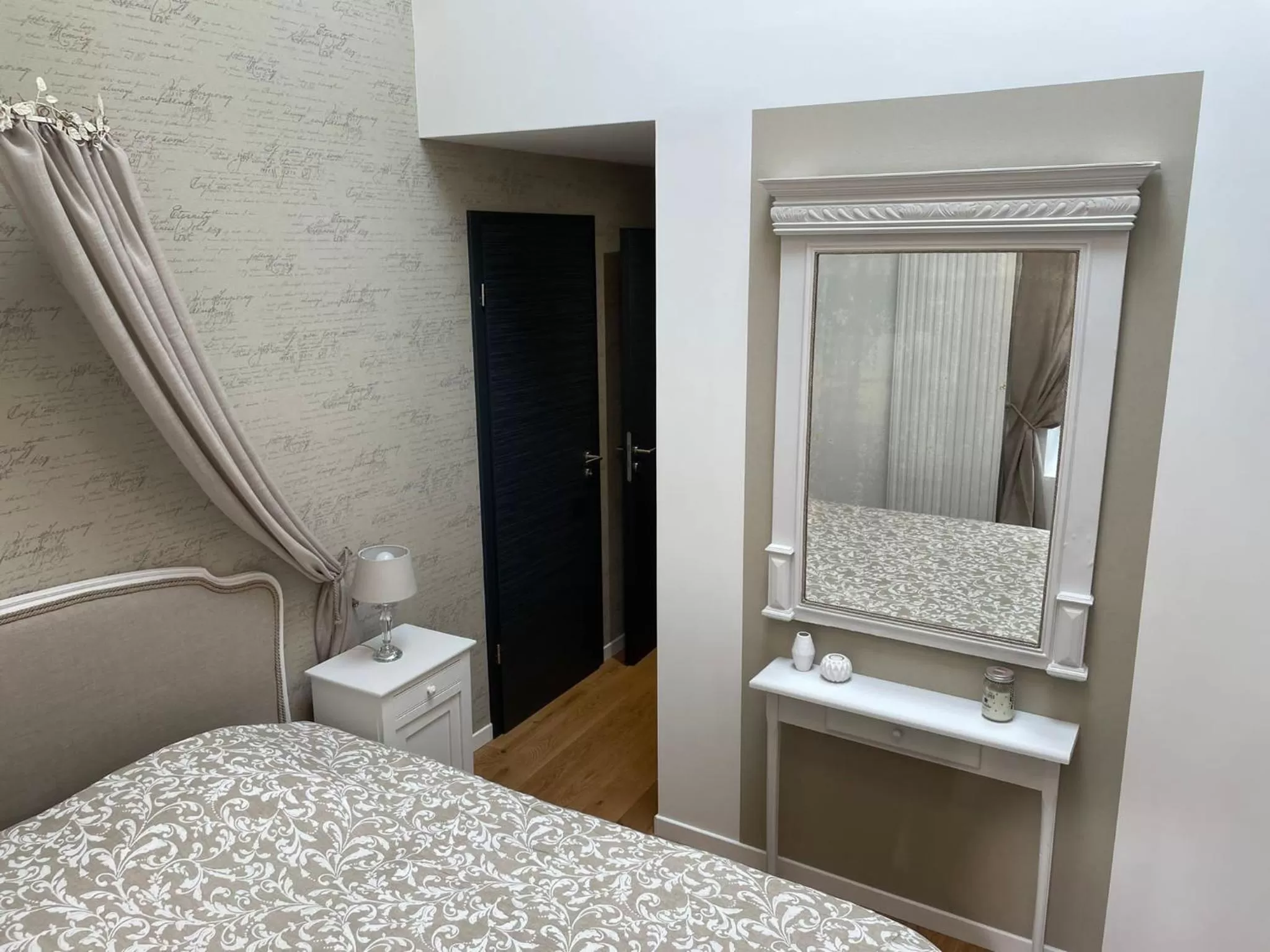 Bedroom, Bed in Maison d'hotes L'atelier du Charmois