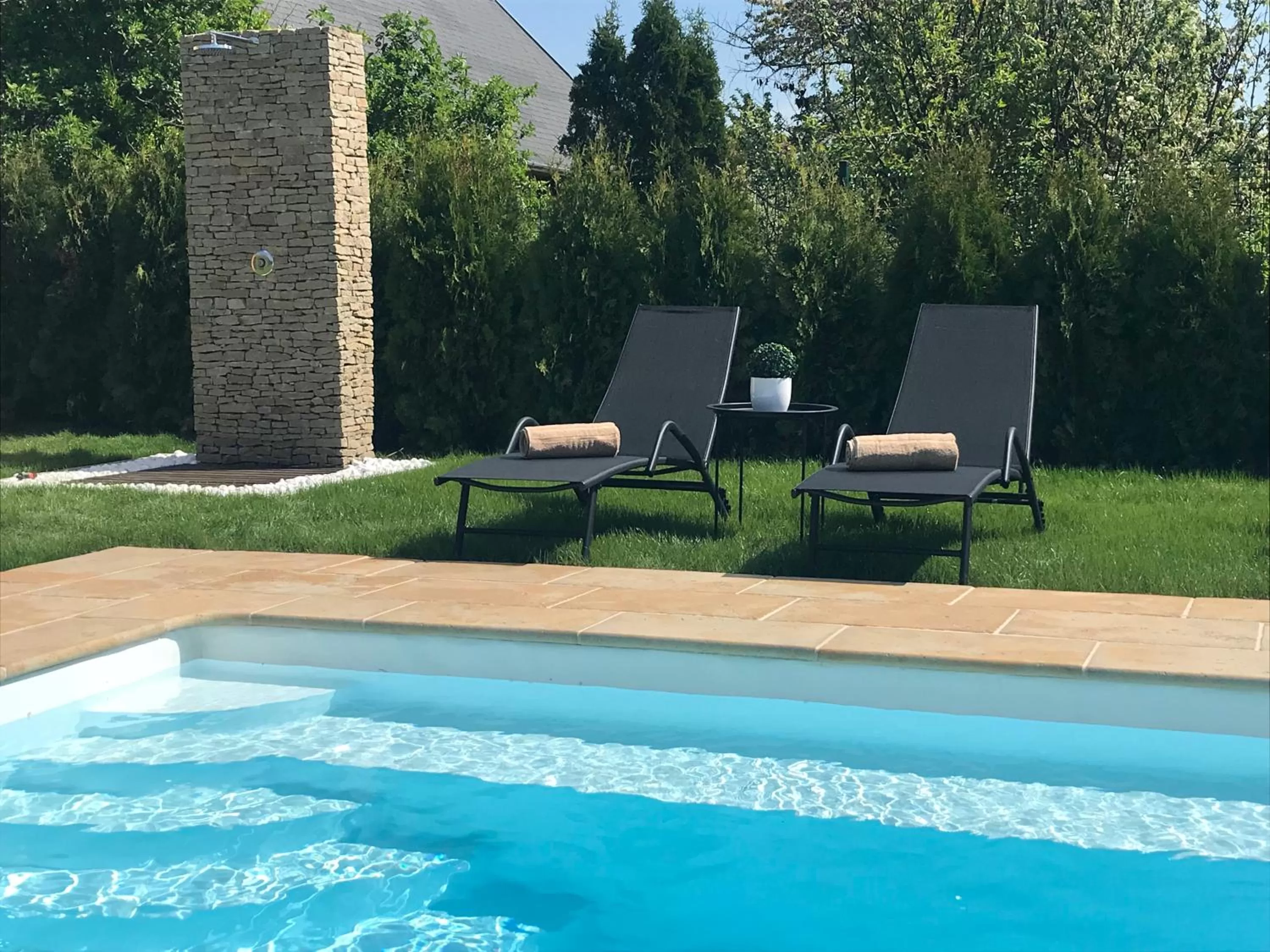 Swimming Pool in Villa Aruba & Private SPA Suites