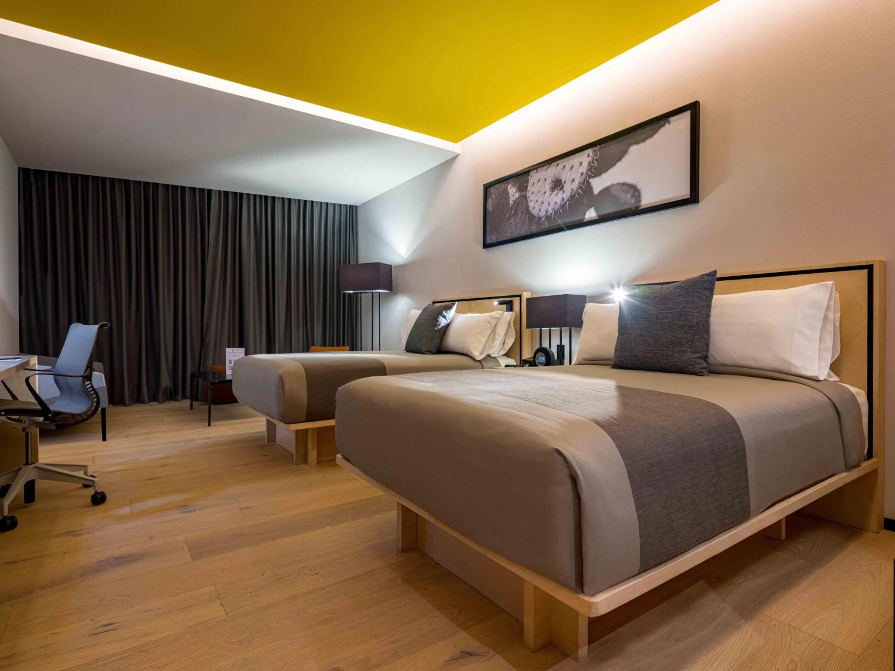 Bedroom, Bed in Galeria Plaza San Jeronimo