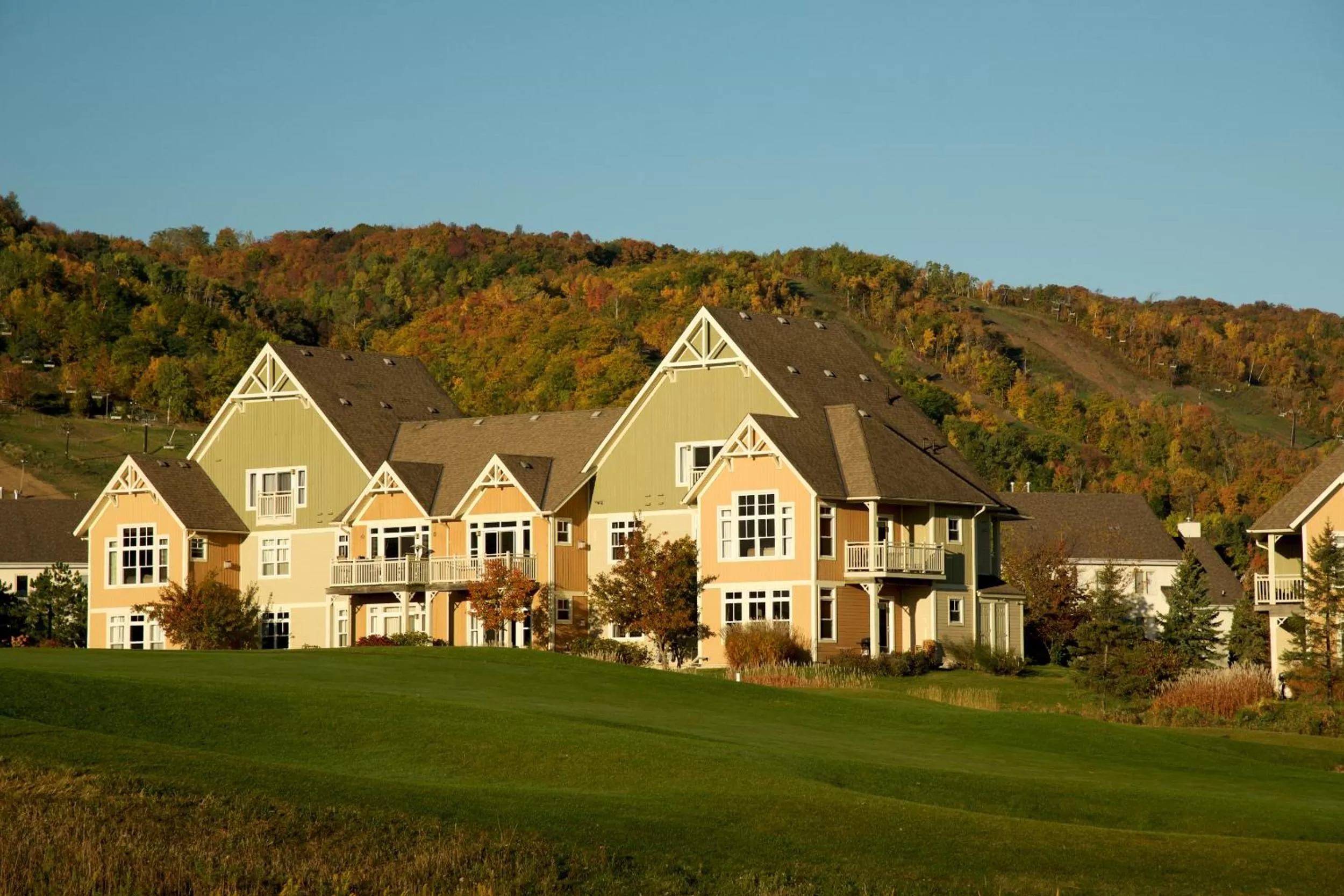 Property building in Blue Mountain Resort Home Collection