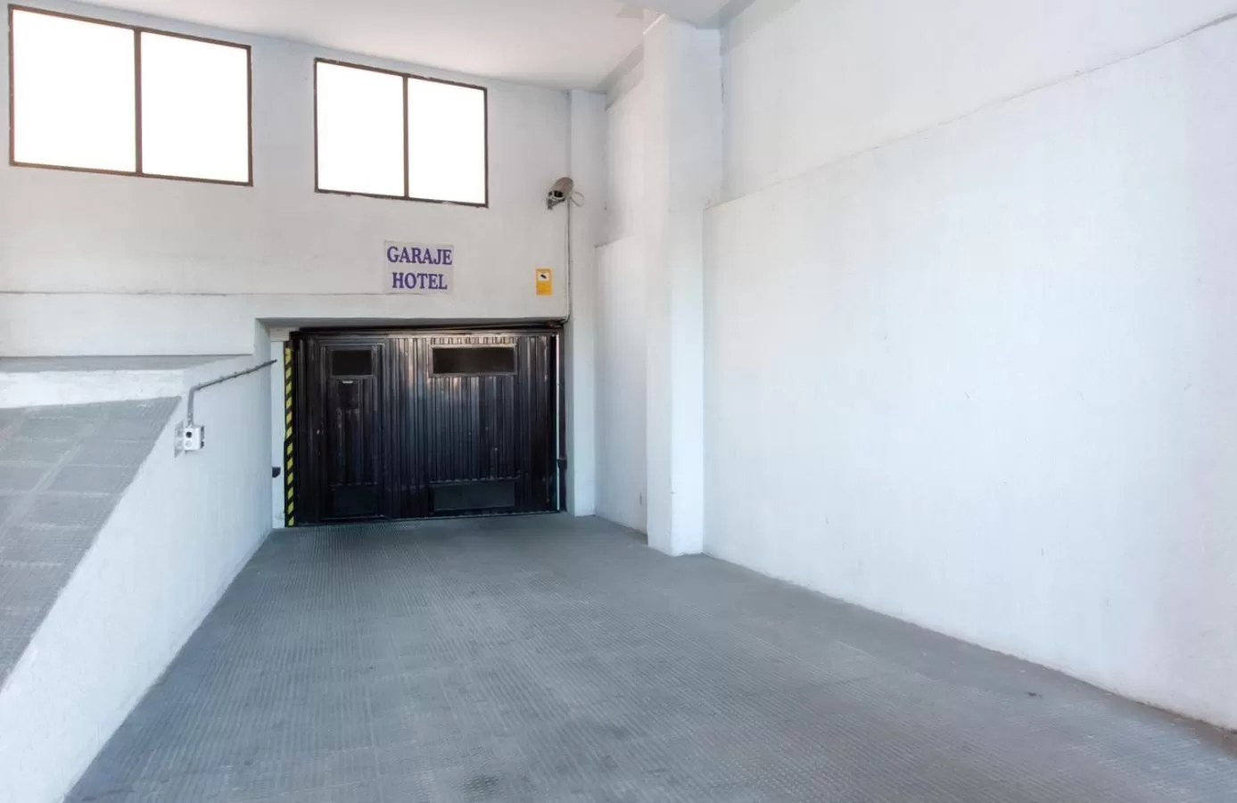 Parking in Hotel Don Carmelo